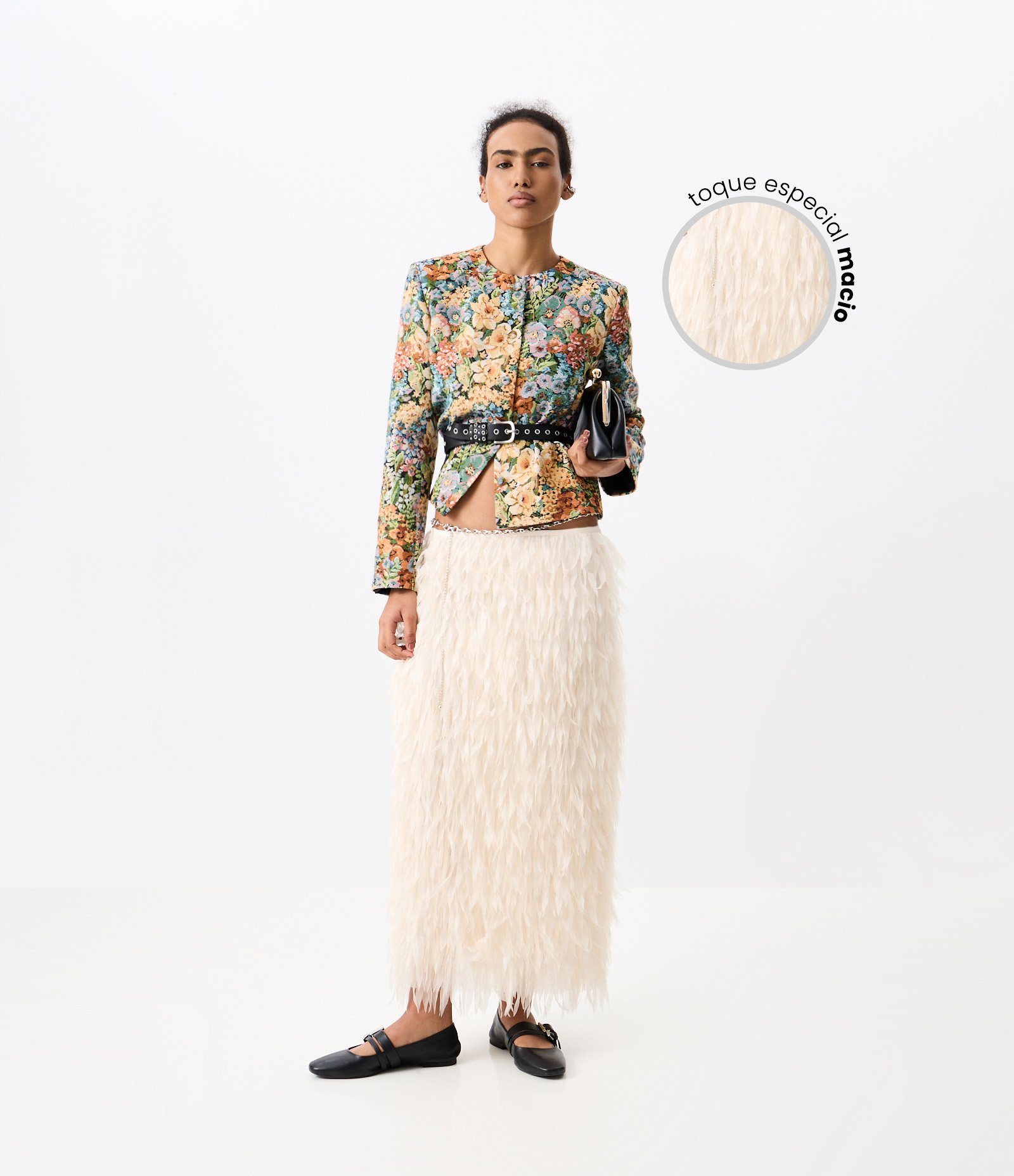 Saia Midi com Textura de Pelo Artificial Off White 1