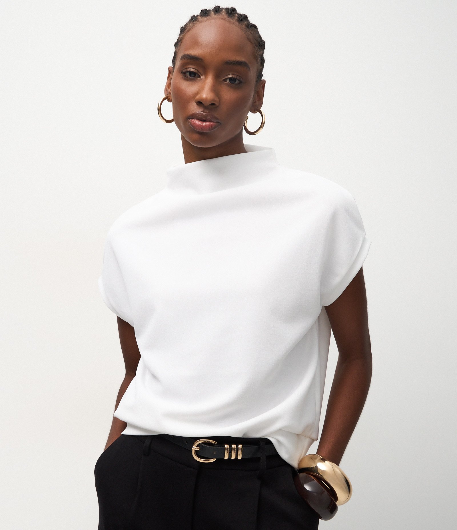 Blusa Manga Curta em Crepe com Gola Alta Branco 1