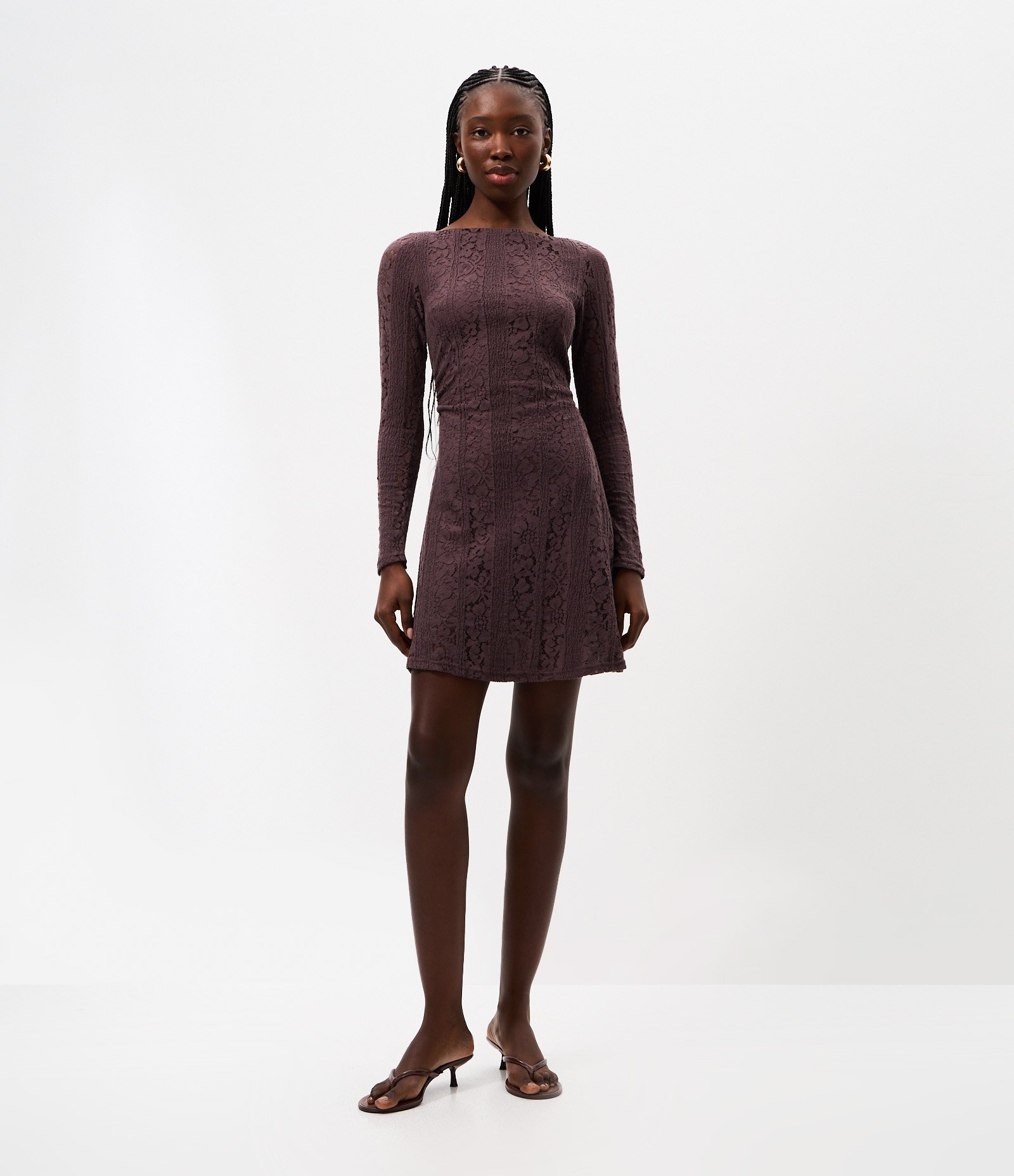 Vestido Curto em Renda com Manga Longa Roxo 1