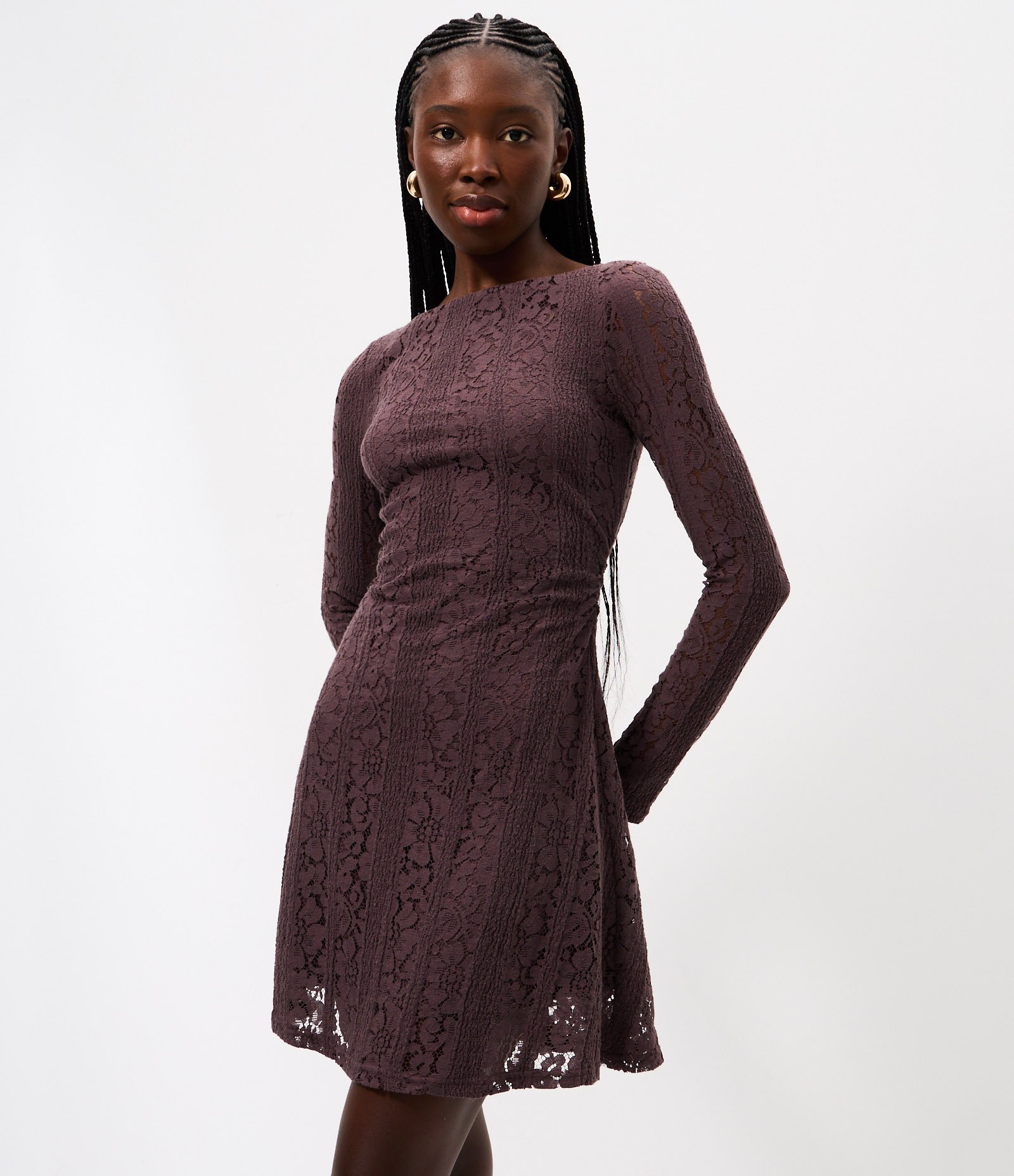 Vestido Curto em Renda com Manga Longa Roxo 2