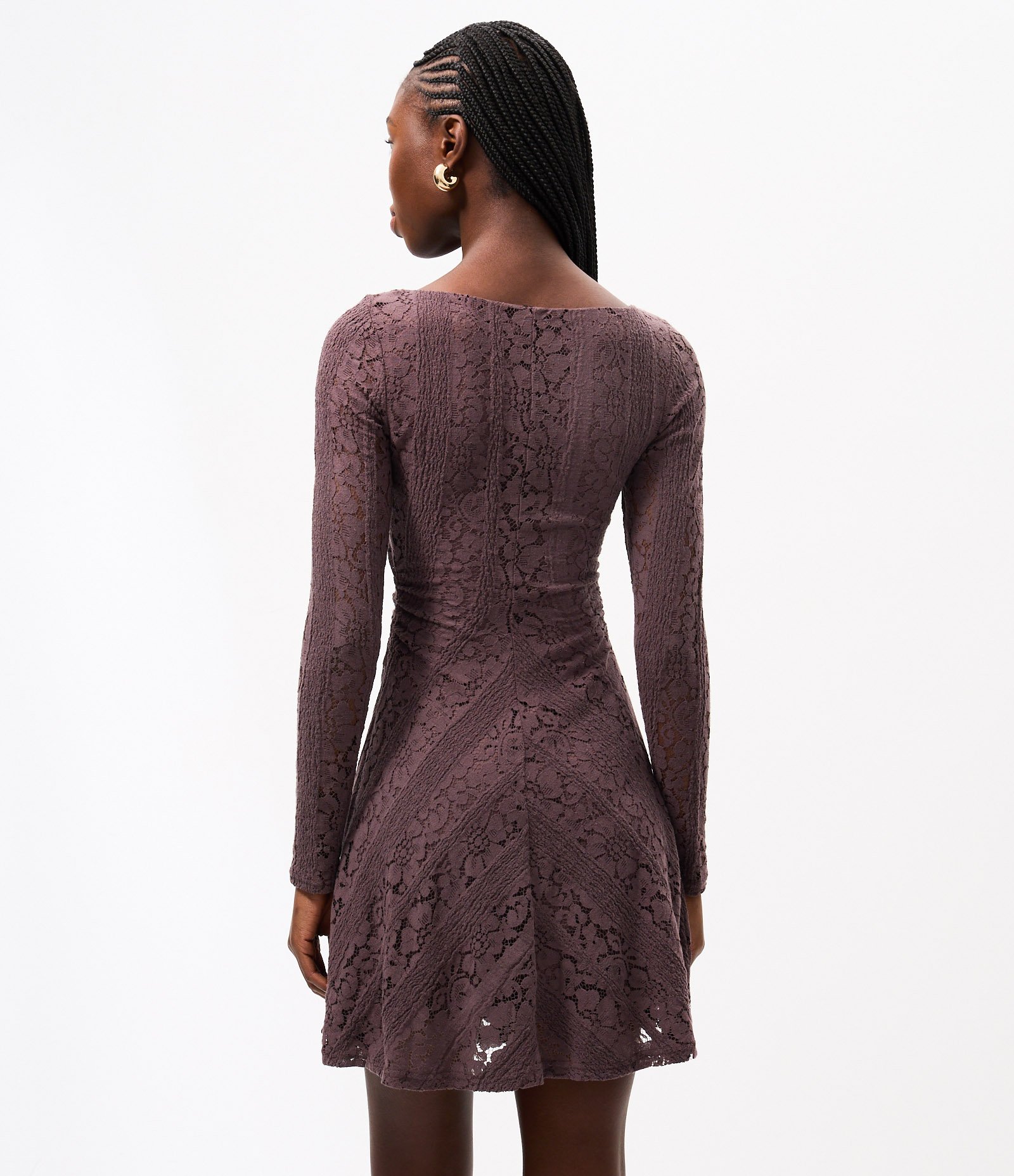 Vestido Curto em Renda com Manga Longa Roxo 4