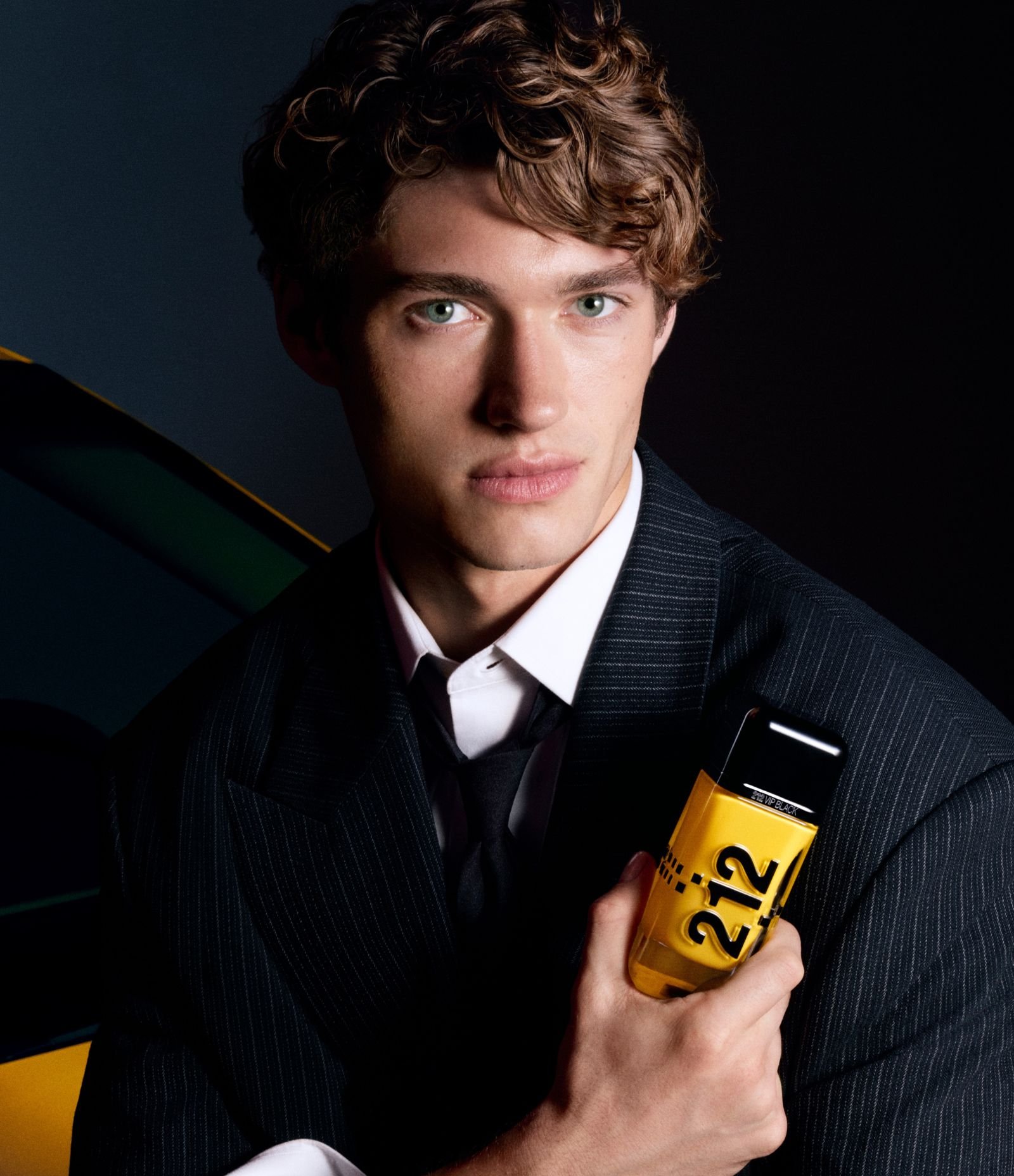 Perfume Carolina Herrera 212 VIP Black Cab Edição Limitada EDP for Men 100ML 6