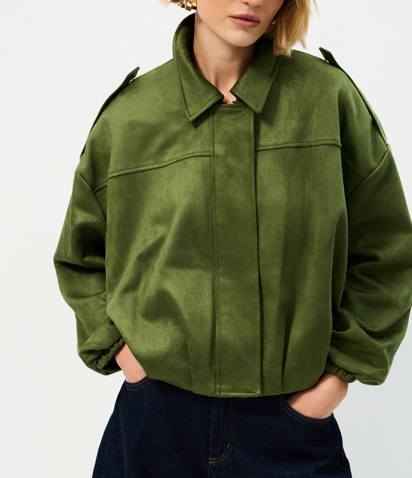 Jaqueta Bomber Suede Com Gola Clássica Verde 4