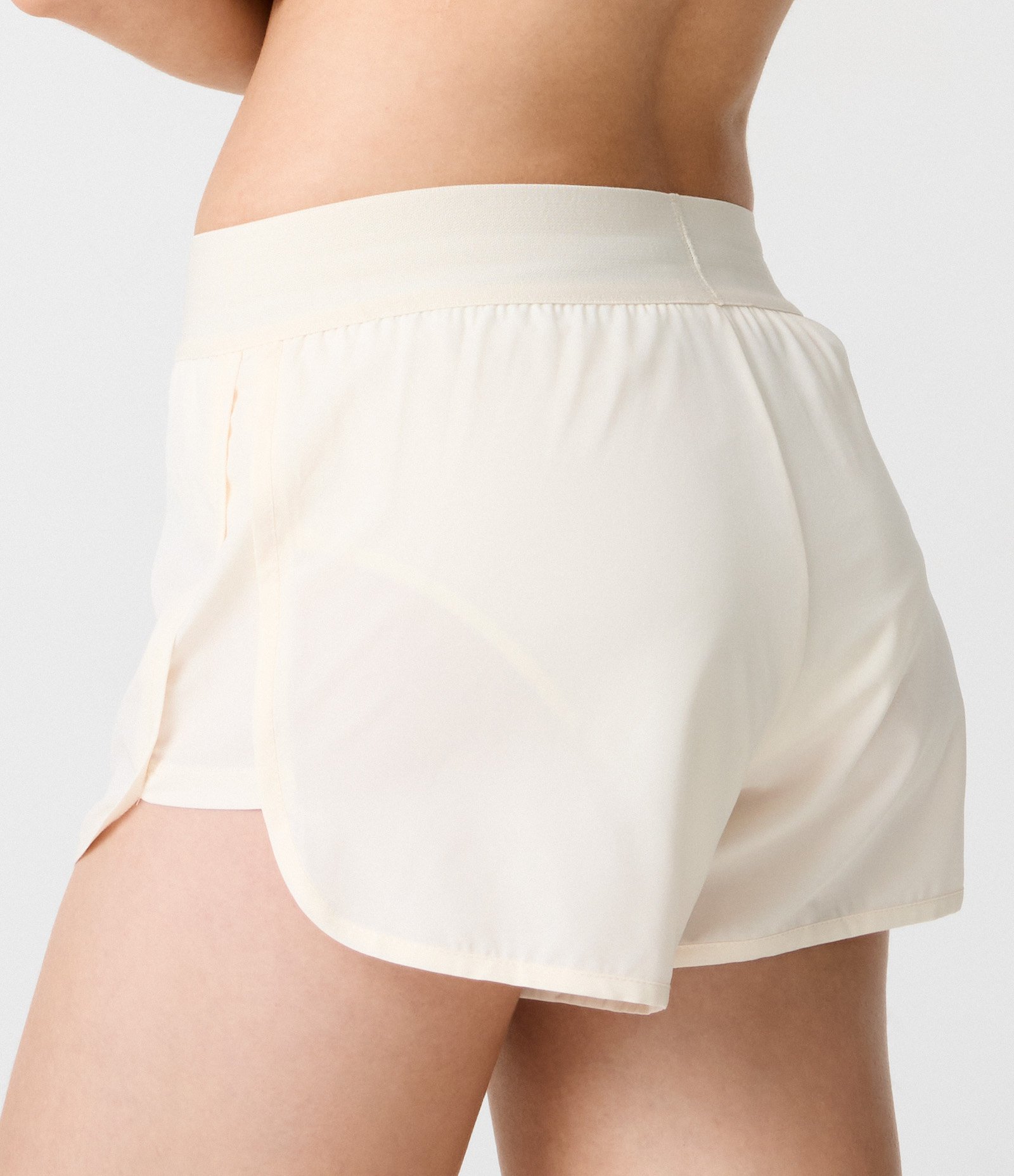 Short Runner Esportivo com Cós Largo Elástico Off White 3
