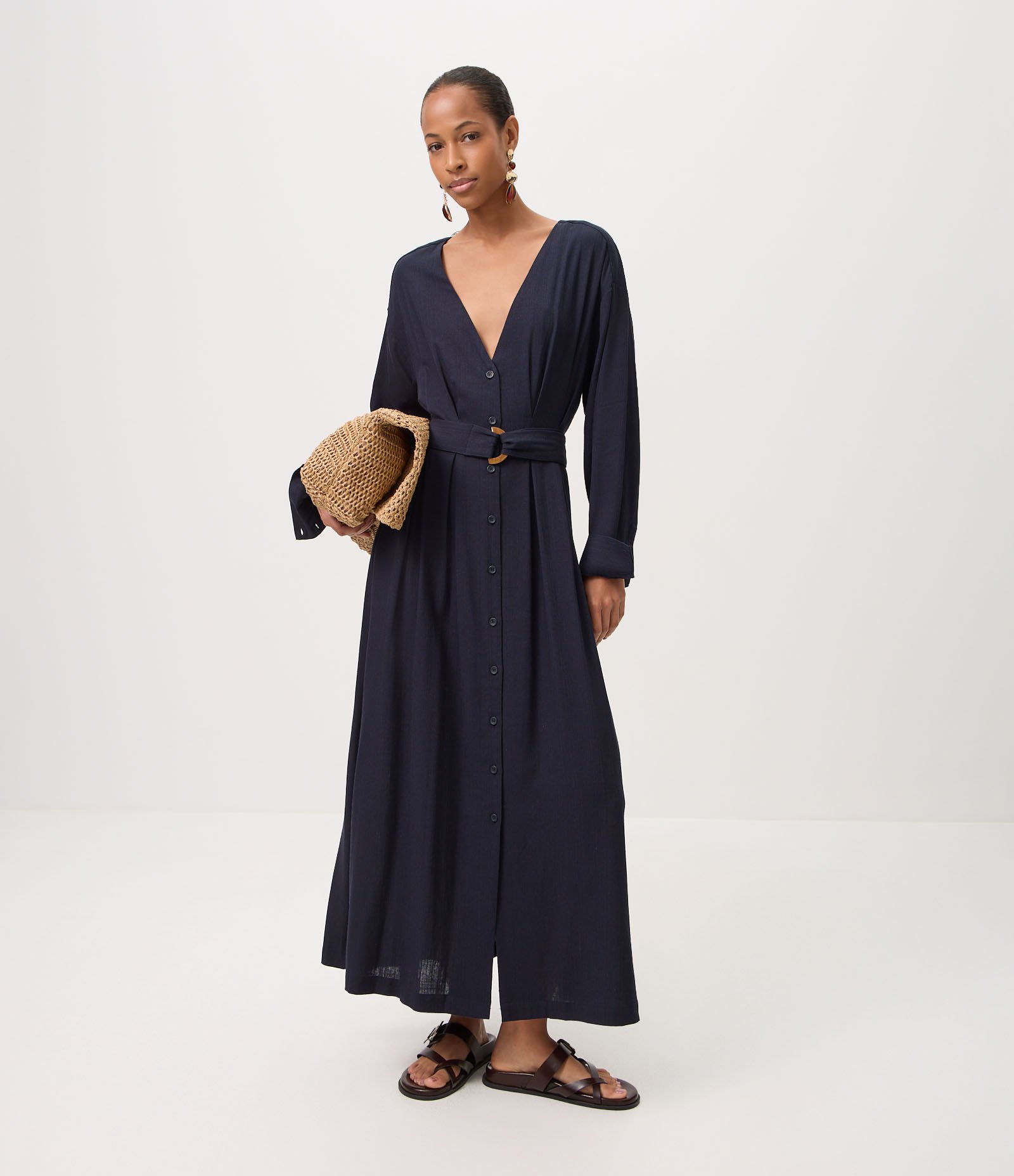 Vestido Chemise em Viscolinho com Cinto Azul 2