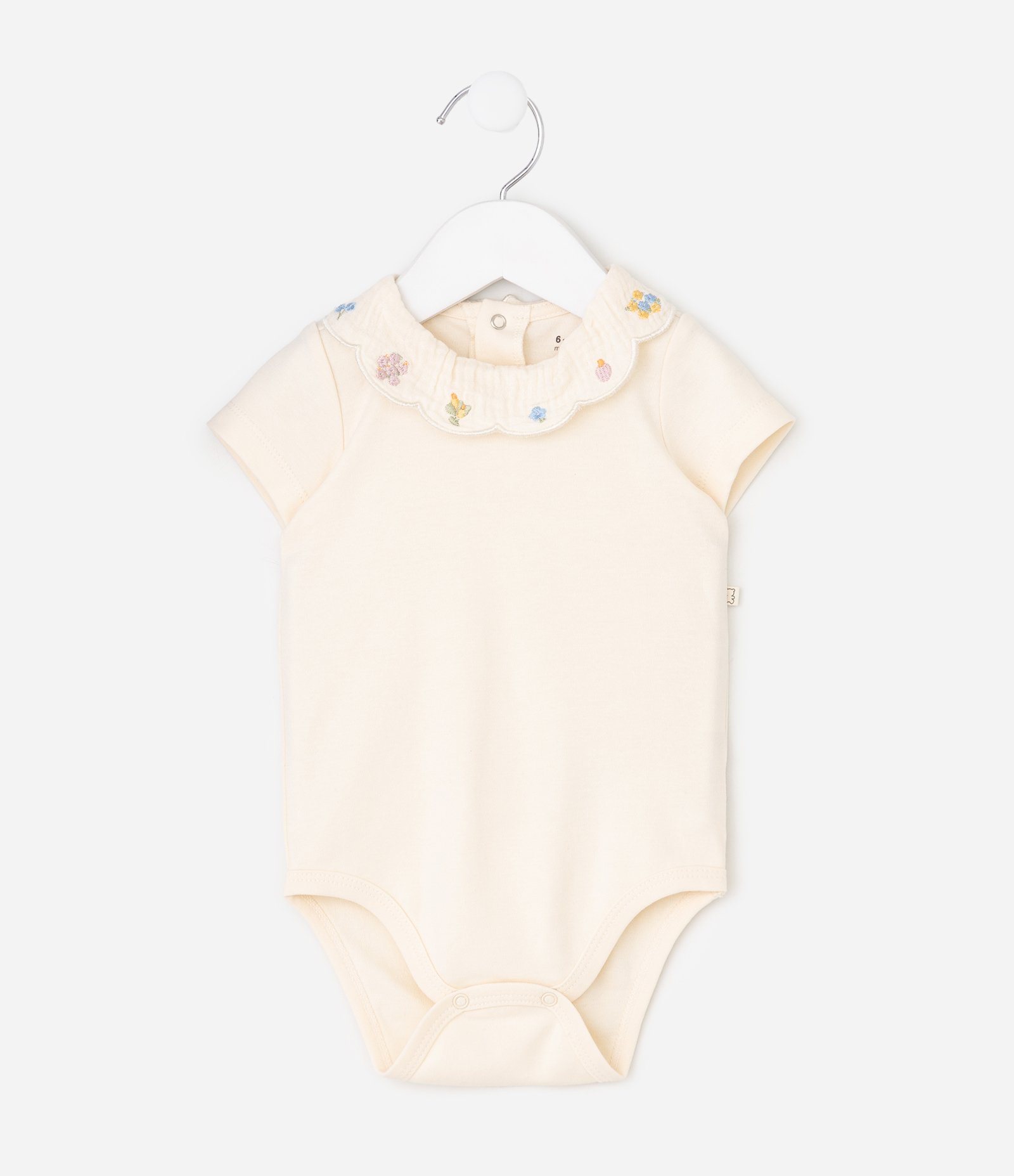 Body Bebê em Suedine com Gola Boneca Bordada Floral – Tam RN a 18 Meses Off White 2