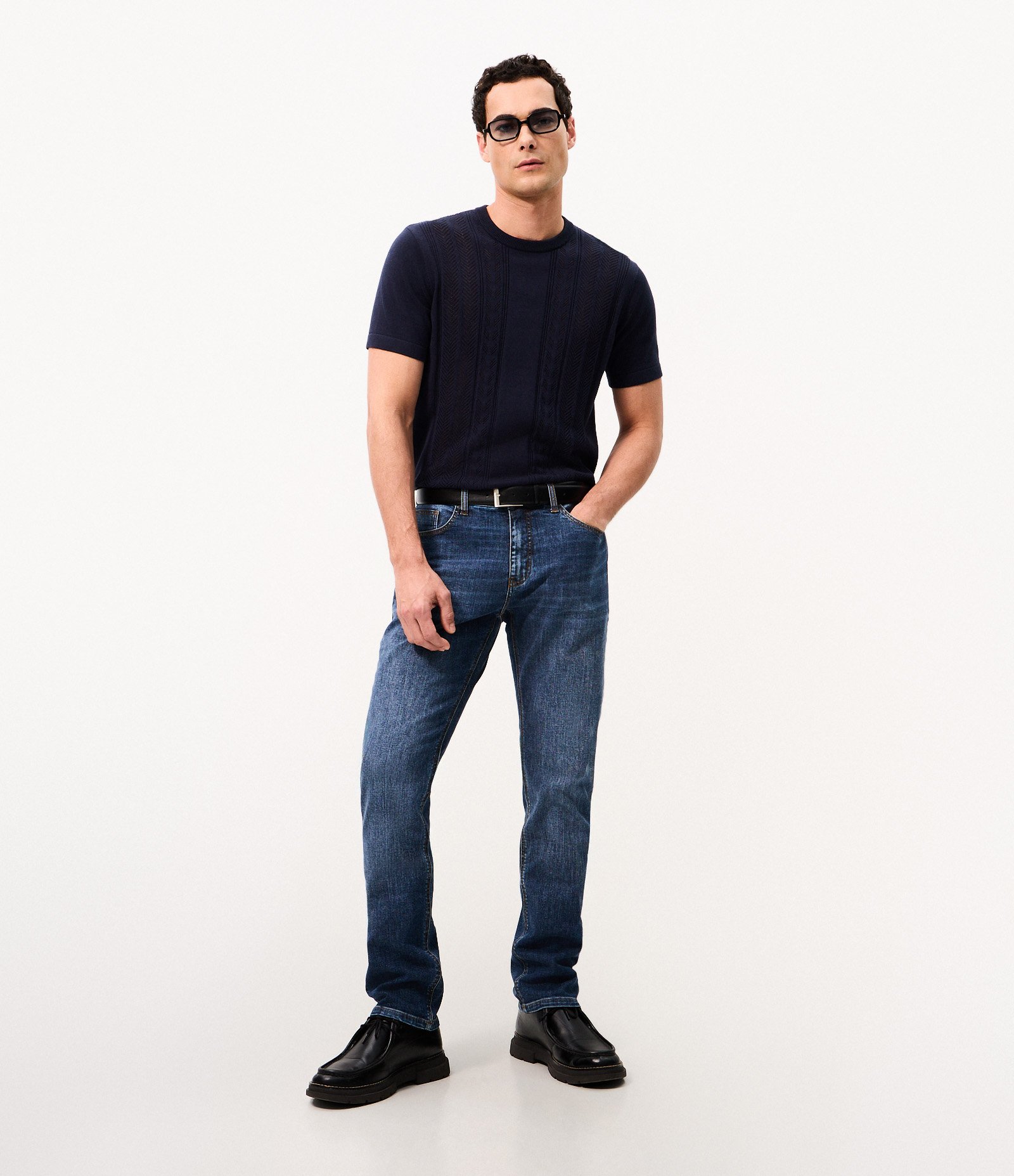 Camiseta em Algodão Texturizado com Retilínea Cable Azul 2