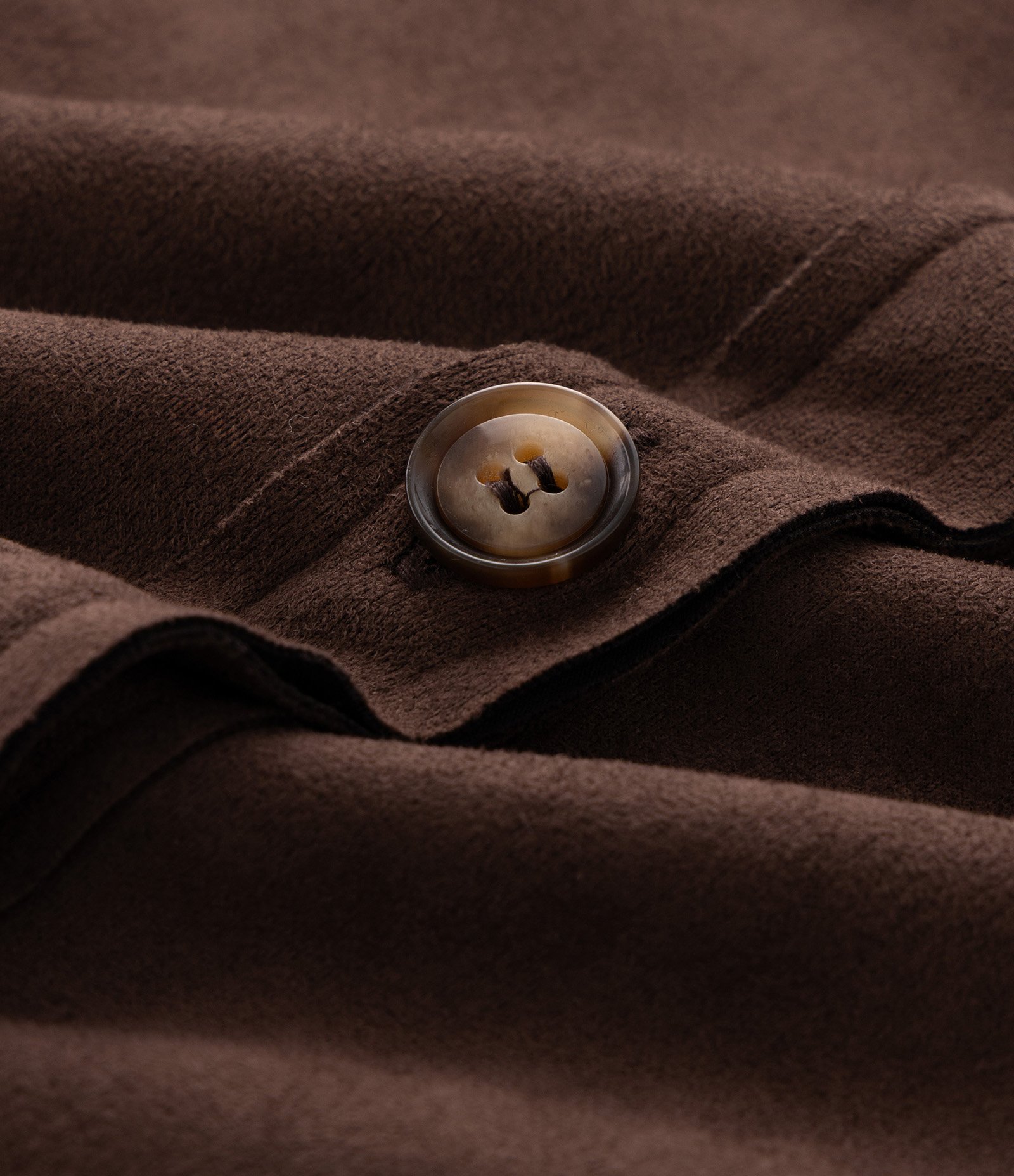 Jaqueta Leve Suede Com Botões Curve & Plus Size Marrom 3
