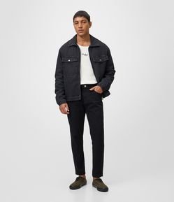 Calça Slim Cropped em Sarja