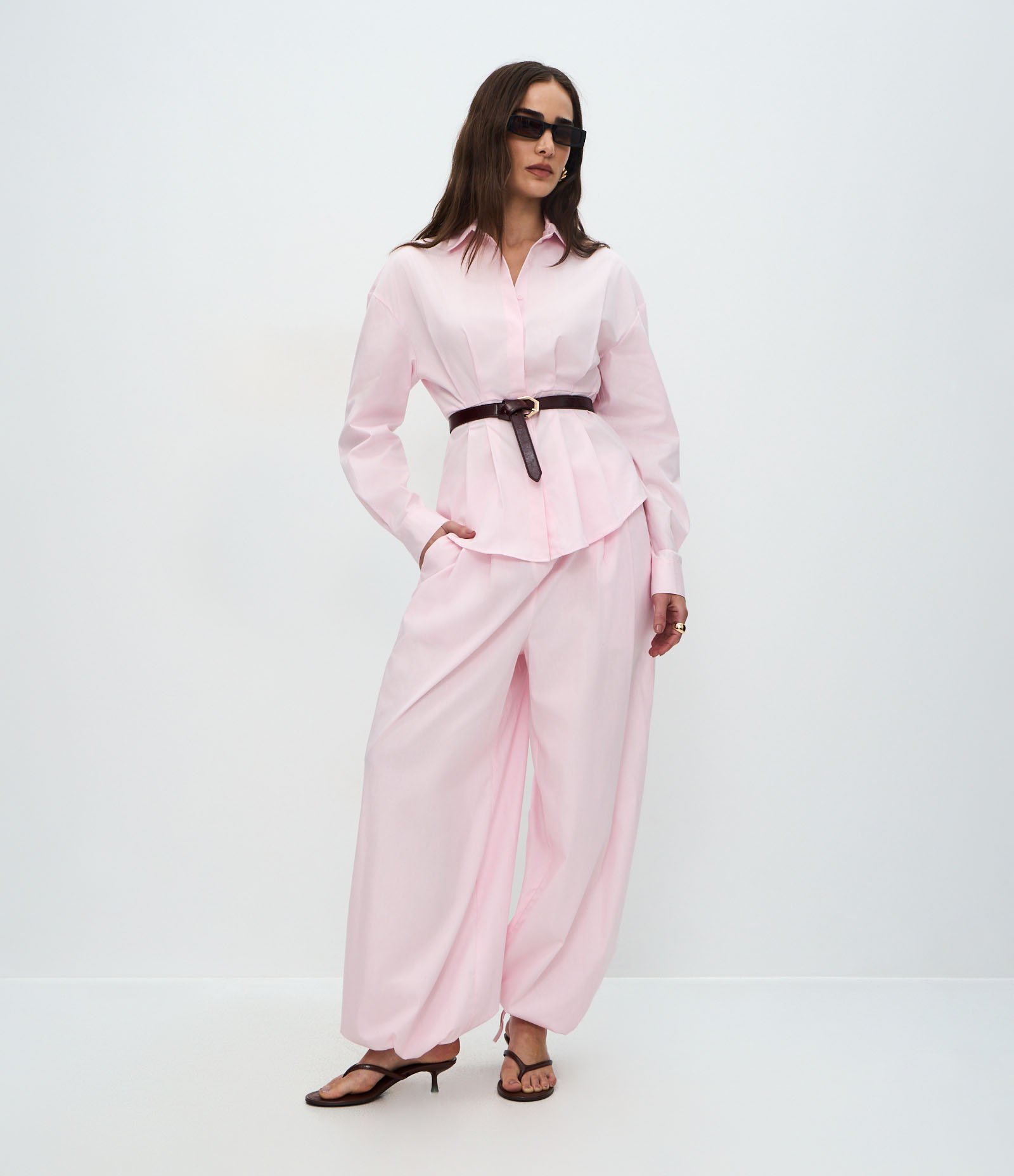 Calça Aladim em Algodão com Pregas Rosa 2