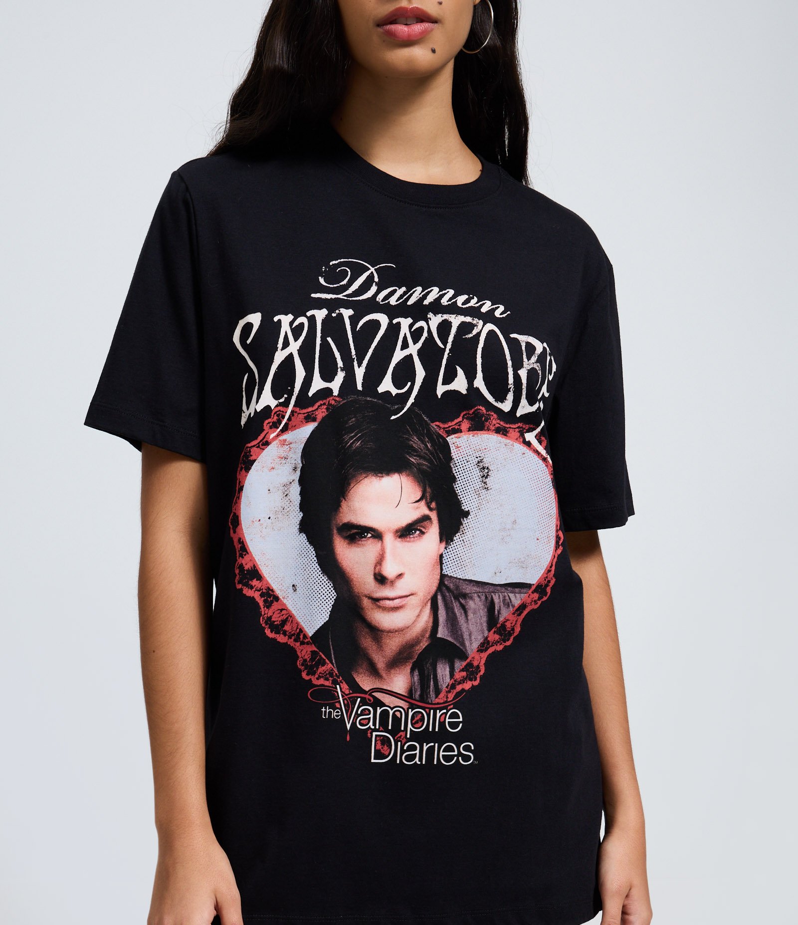 Camiseta em Algodão com Estampa Damon Salvatore Preto 3