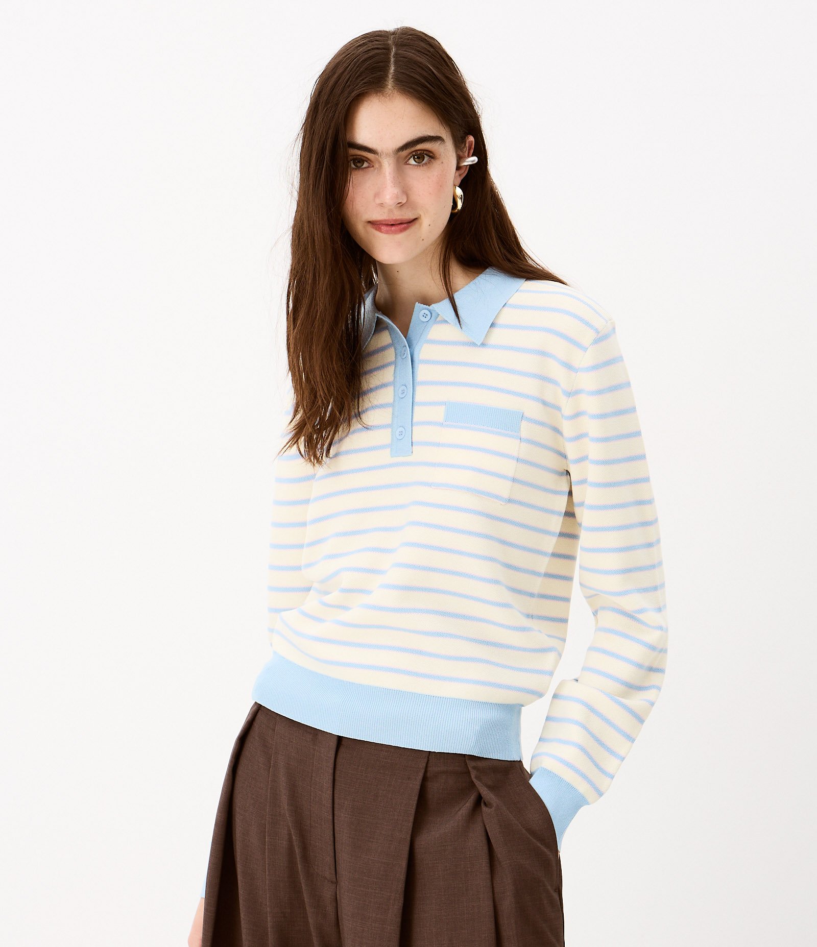 Blusa em Tricô Listrada com Gola Polo e Botões Bege 1