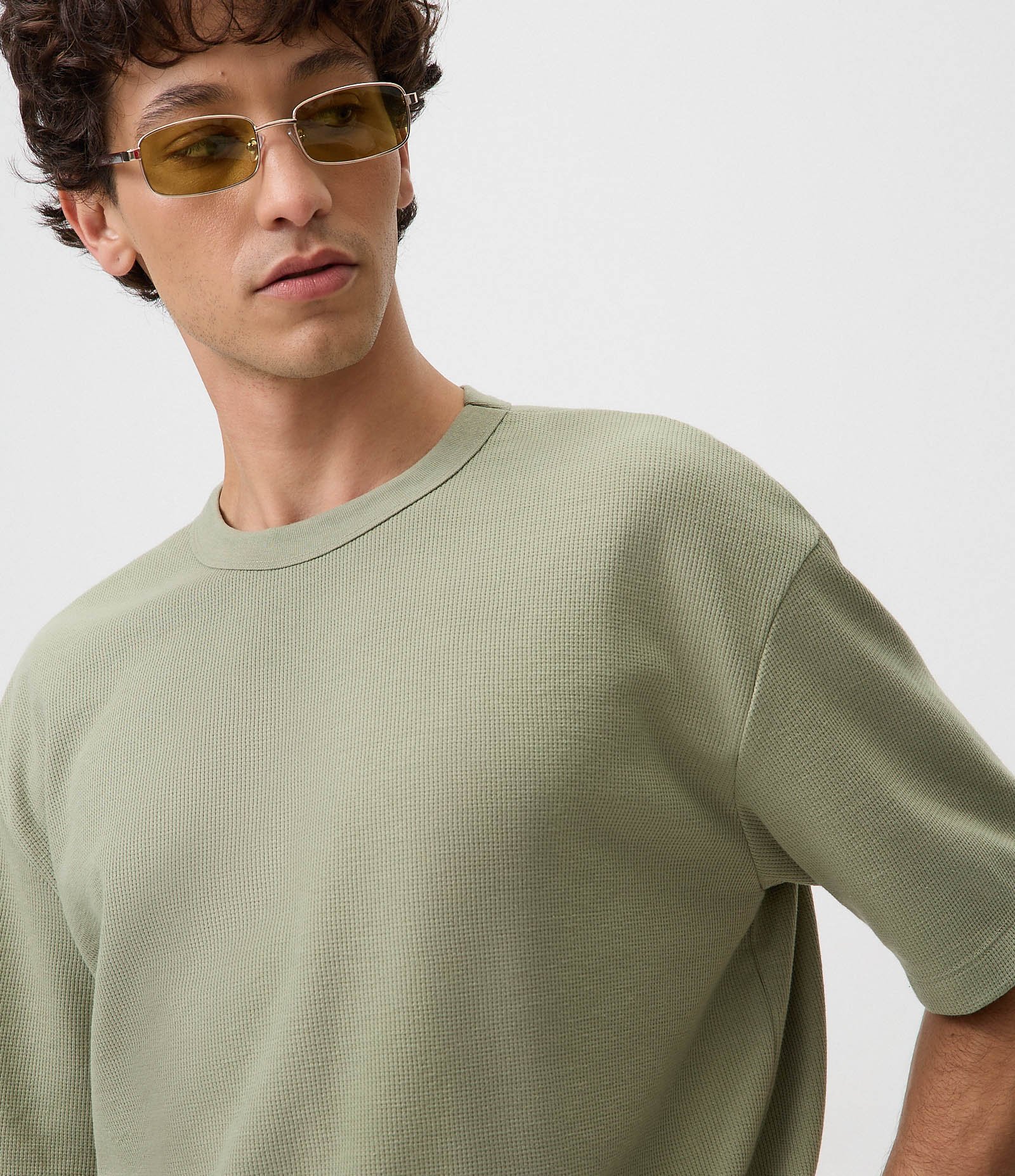 Camiseta Relaxed e Texturizada Mini Waffle Bege 4