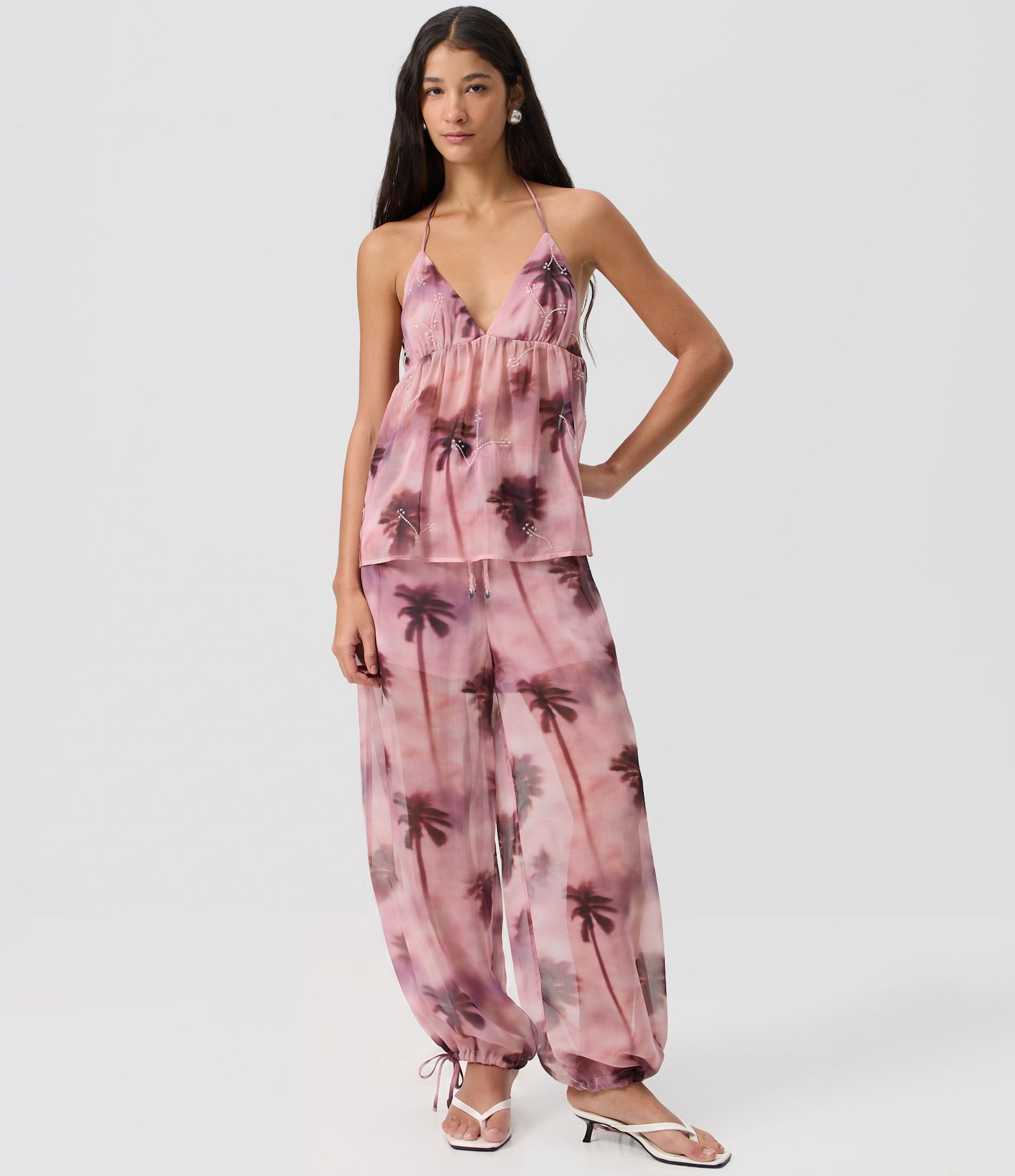 Blusa Frente Única em Chiffon com Estampa Abstrata e Bordados Lilás 2