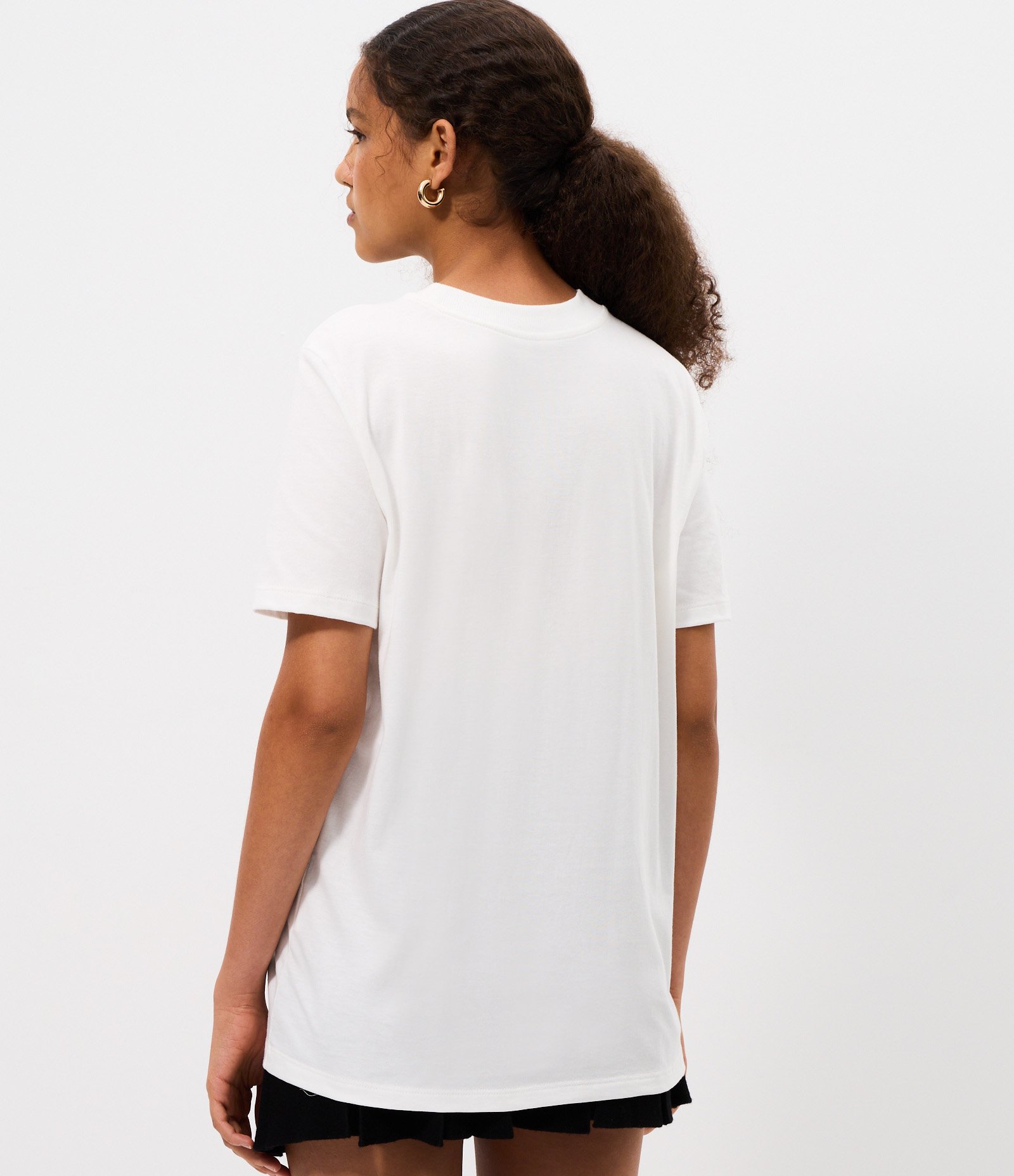 Camiseta em Algodão com Estampa Hello Kitty e Amigos Branco 4