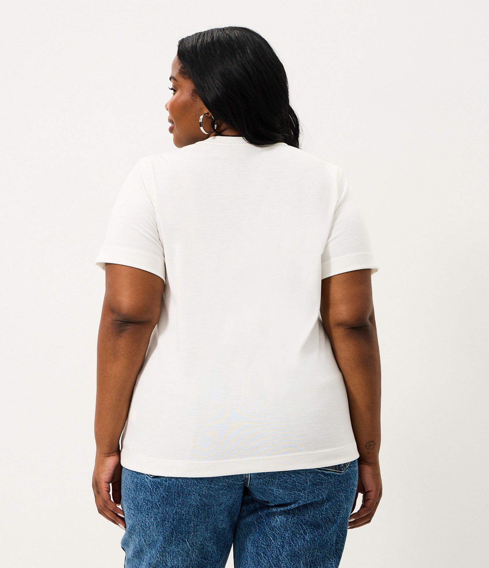 Blusa Regular com Aplicação de Termocolante no Decote Curve & Plus Size Branco 4