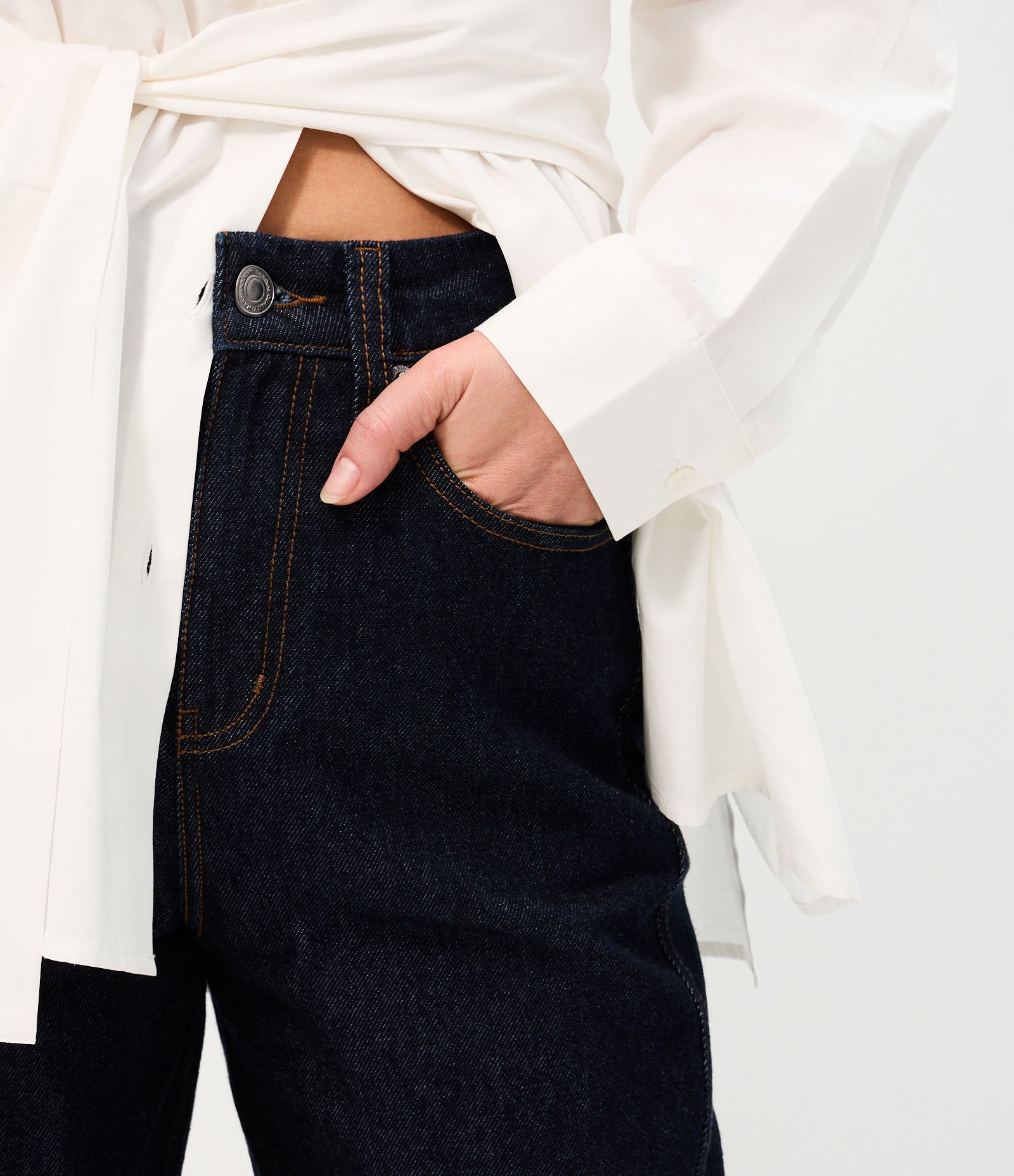 Calça Jeans New Carrot com Cintura Alta Azul Escuro 4