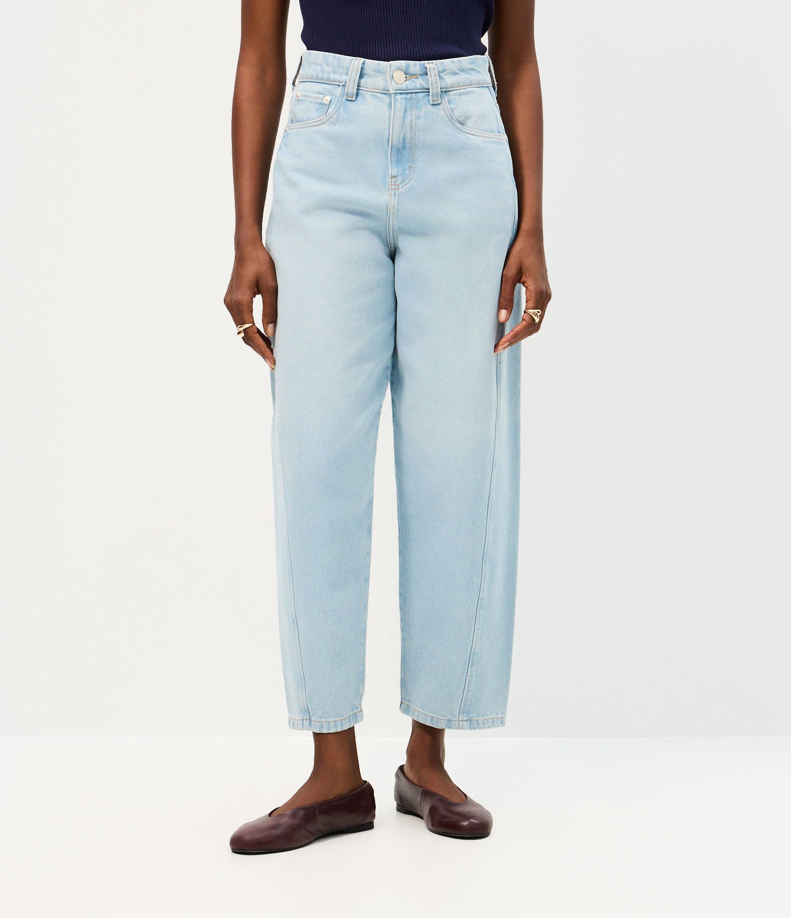 Calça Jeans New Carrot com Cintura Alta Azul Claro 3