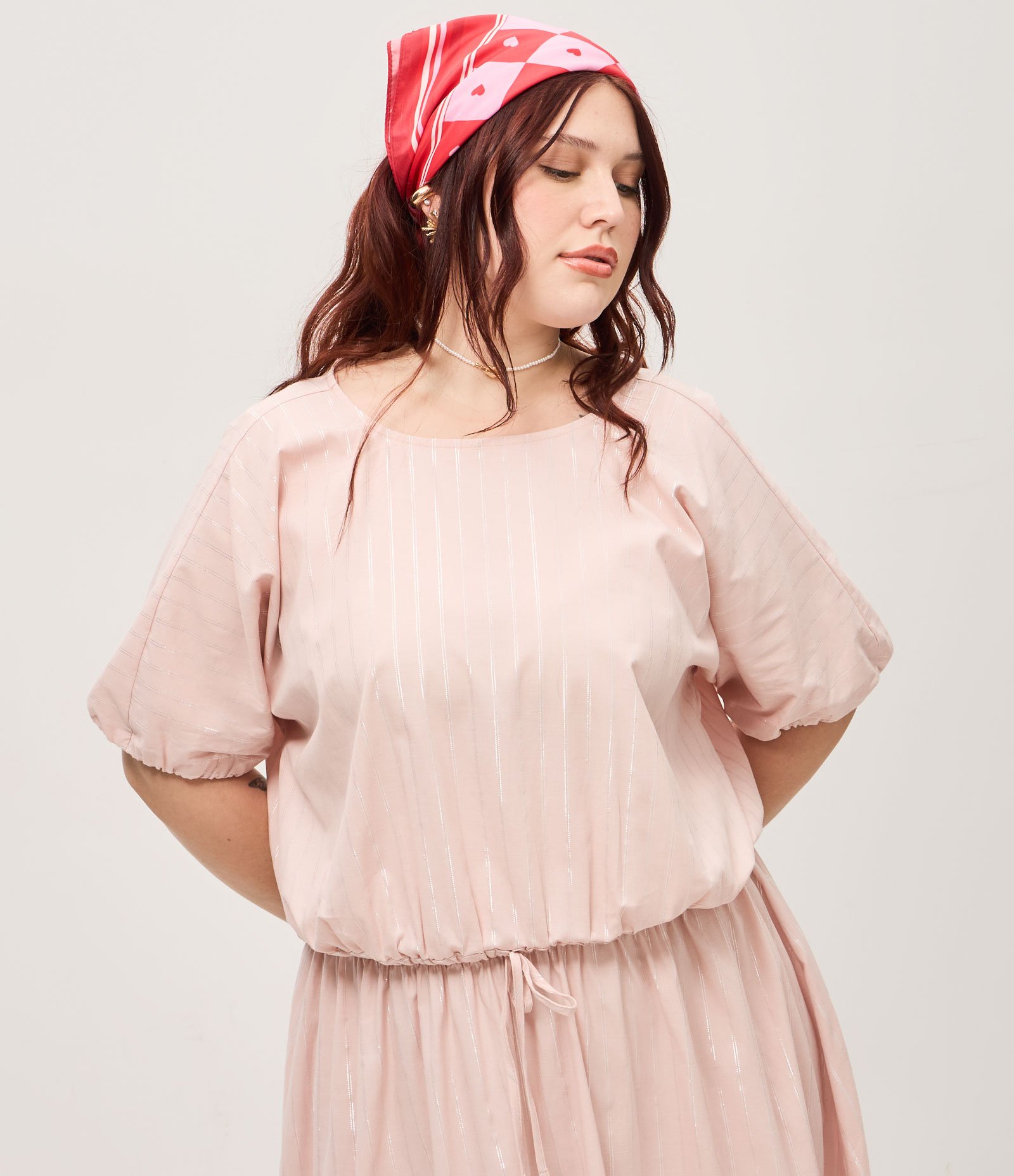 Vestido Midi em Tricoline Listrado com Fio Metálico Curve & Plus Size Rosa 2