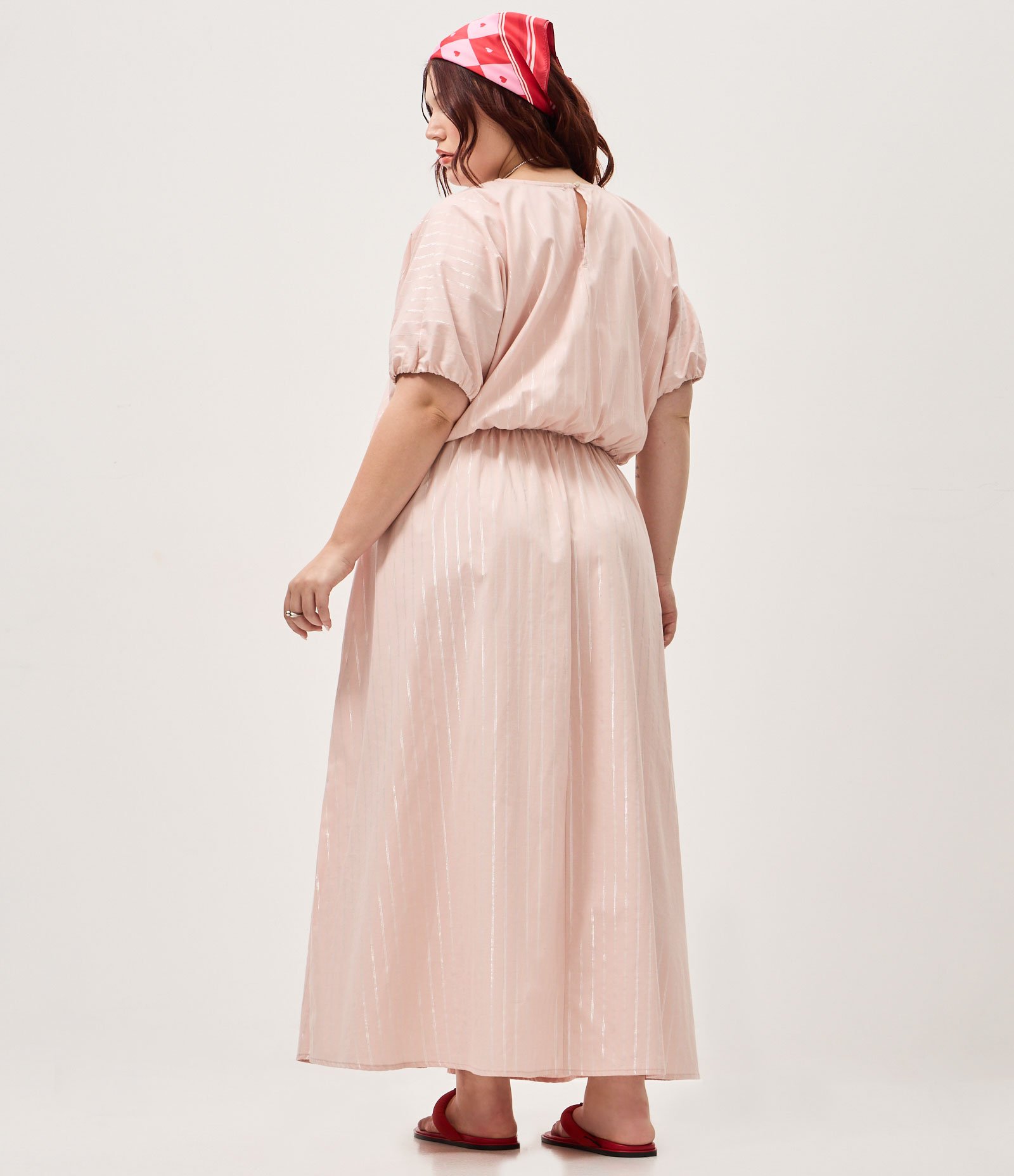 Vestido Midi em Tricoline Listrado com Fio Metálico Curve & Plus Size Rosa 4