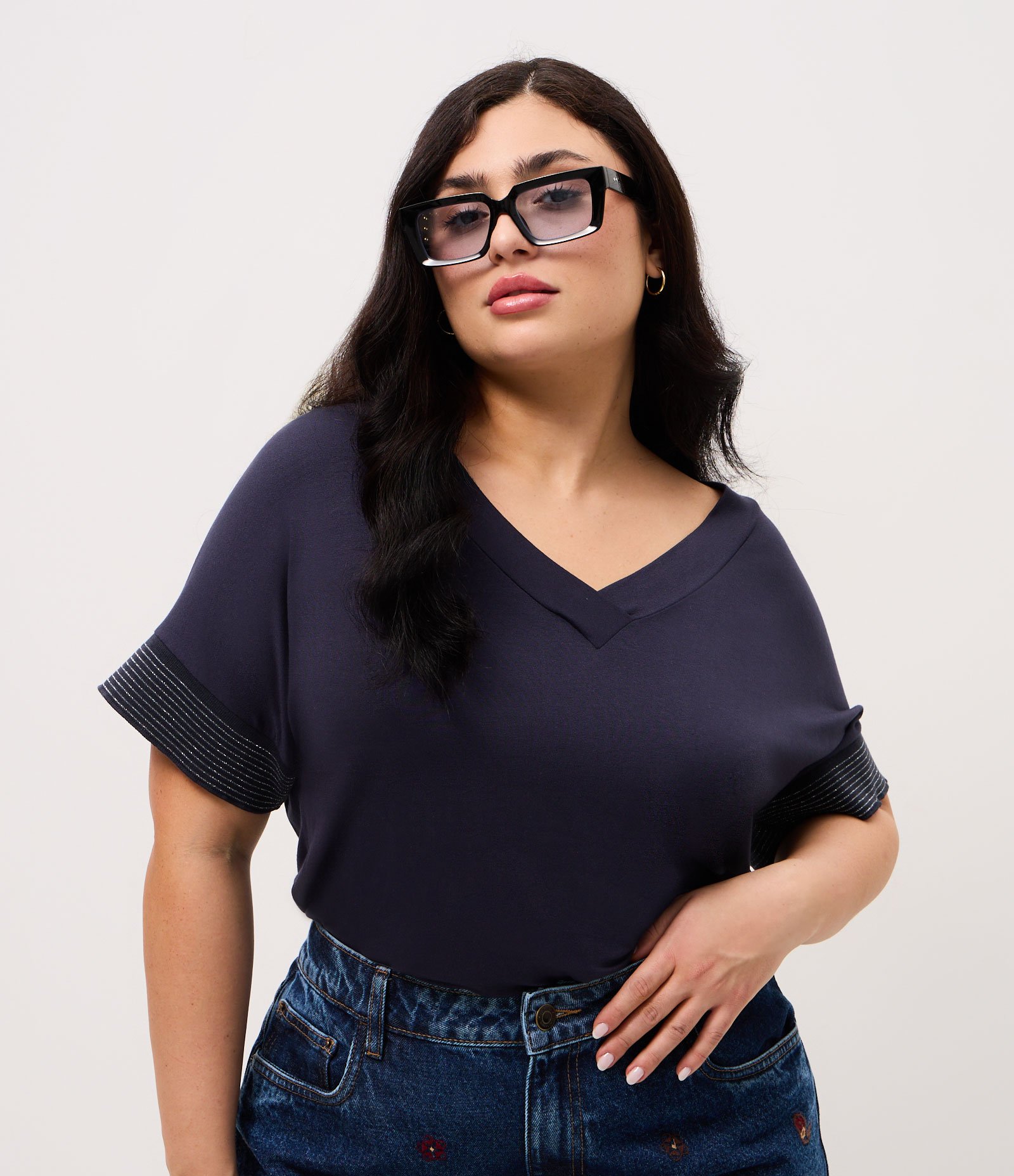 Blusa Crepe com Gola V e Fio Metálico na Manga Curve & Plus Size Azul 1