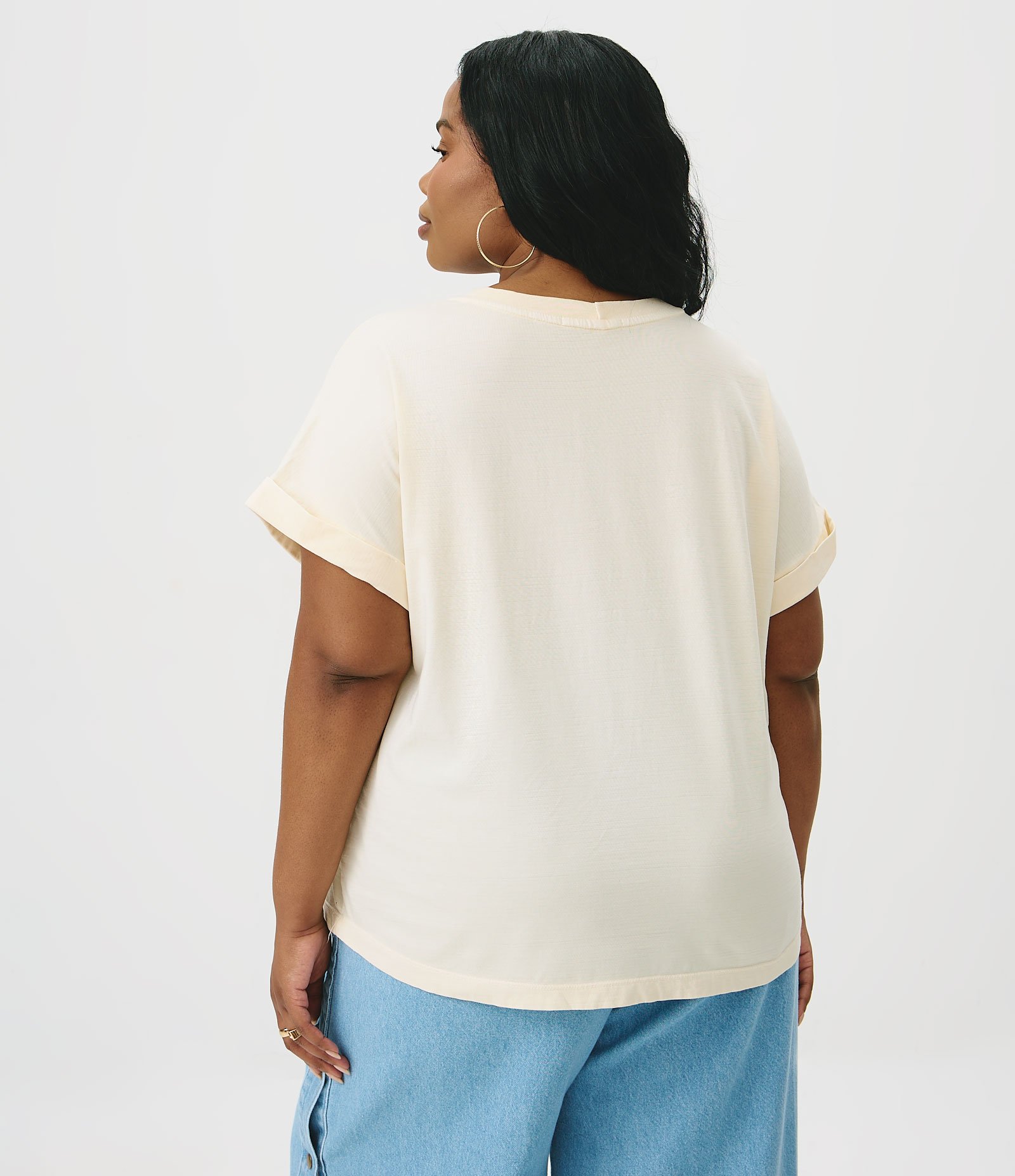 Blusa em Algodão com Bordado Sardinha Curve & Plus Size Bege 4