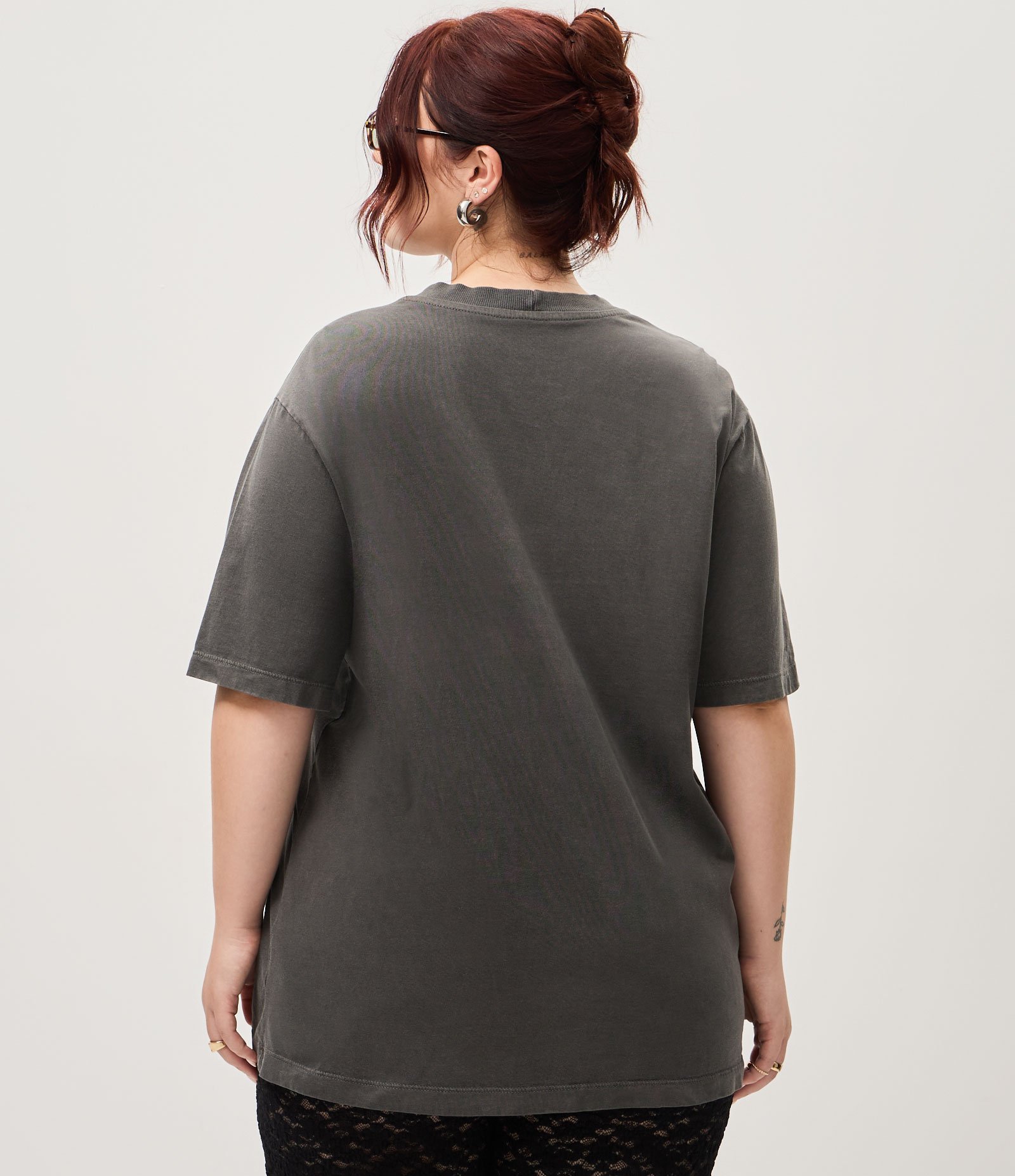 Blusa Alongada em Algodão com Lettering Moonlight Love Whisper Curve & Plus Size Preto 4