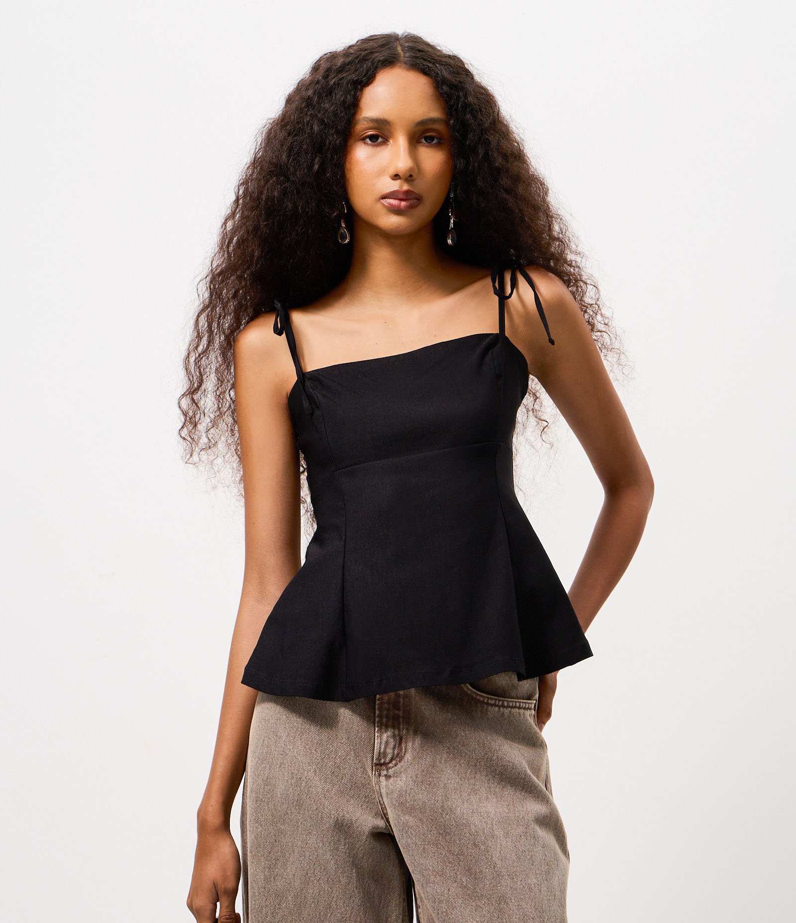 Blusa Peplum em Bengaline com Amarração nos Ombros Preto 3