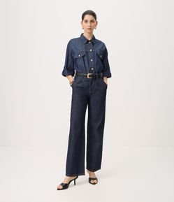 Calça Jeans Reta Comfort Alfaiatada com Pregas Frontais