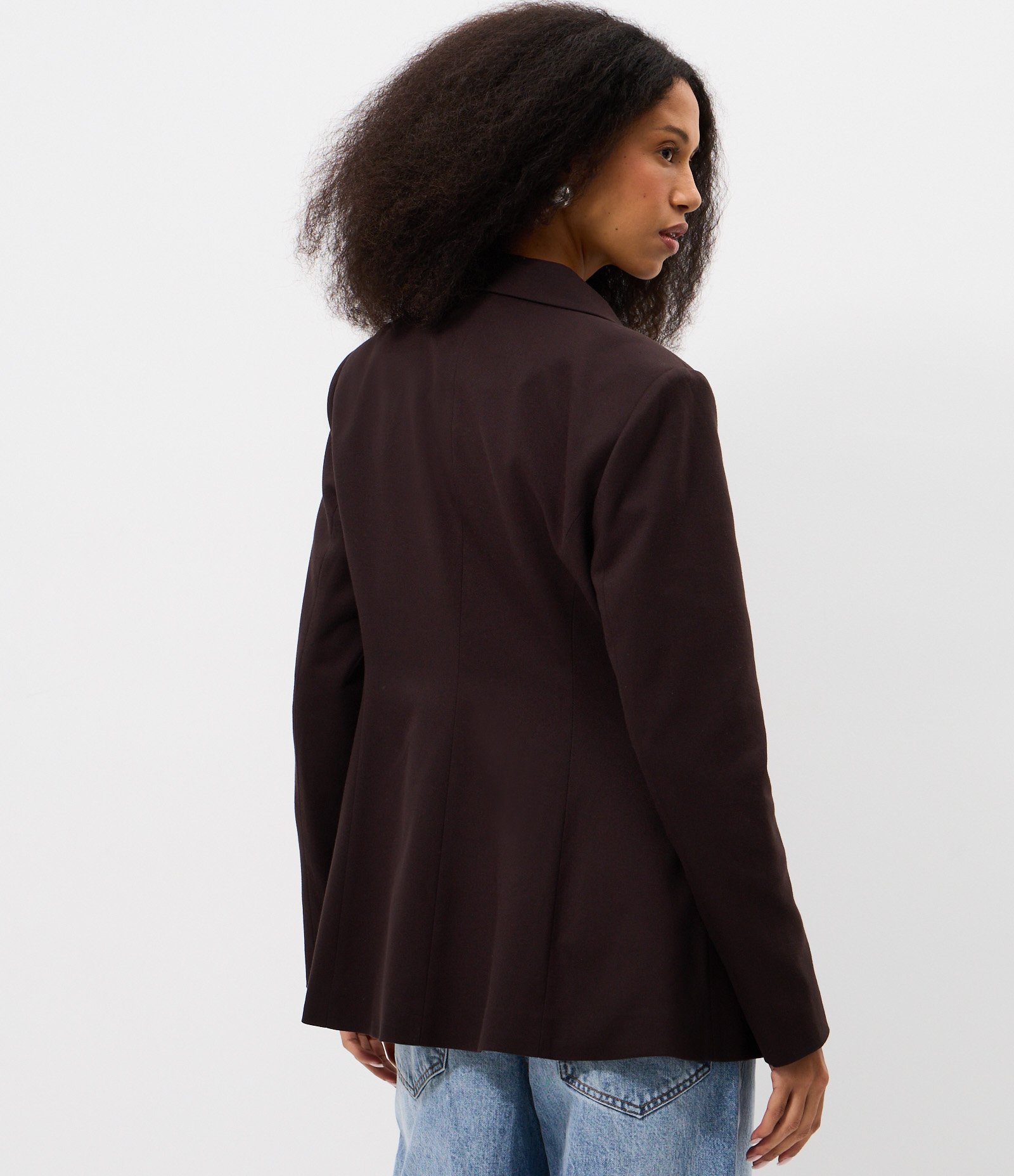 Blazer Alfaiatado com Modelagem Ajustada Marrom 4