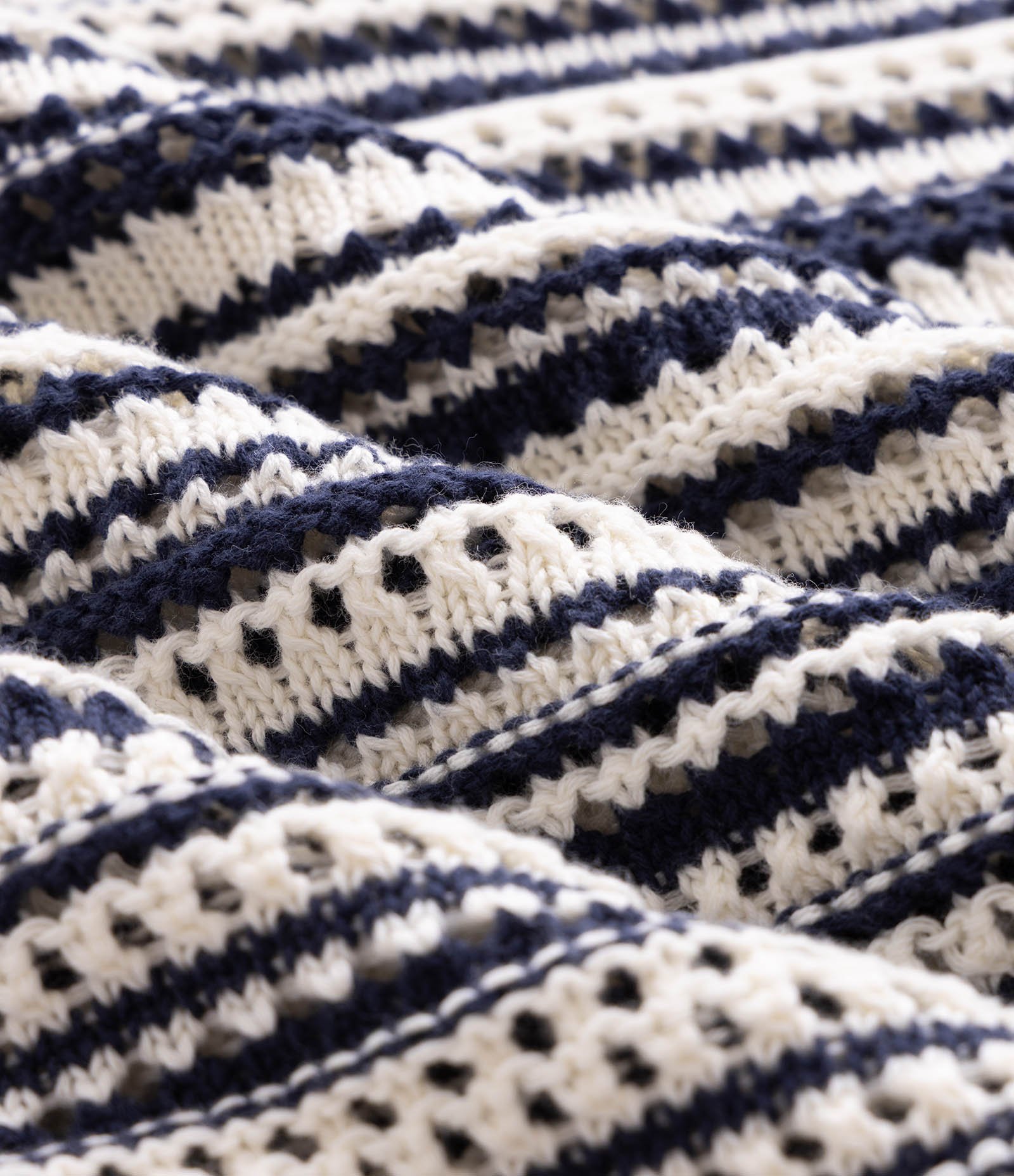 Polo Crochê em Algodão Listrada com Fio Tinto Azul 7