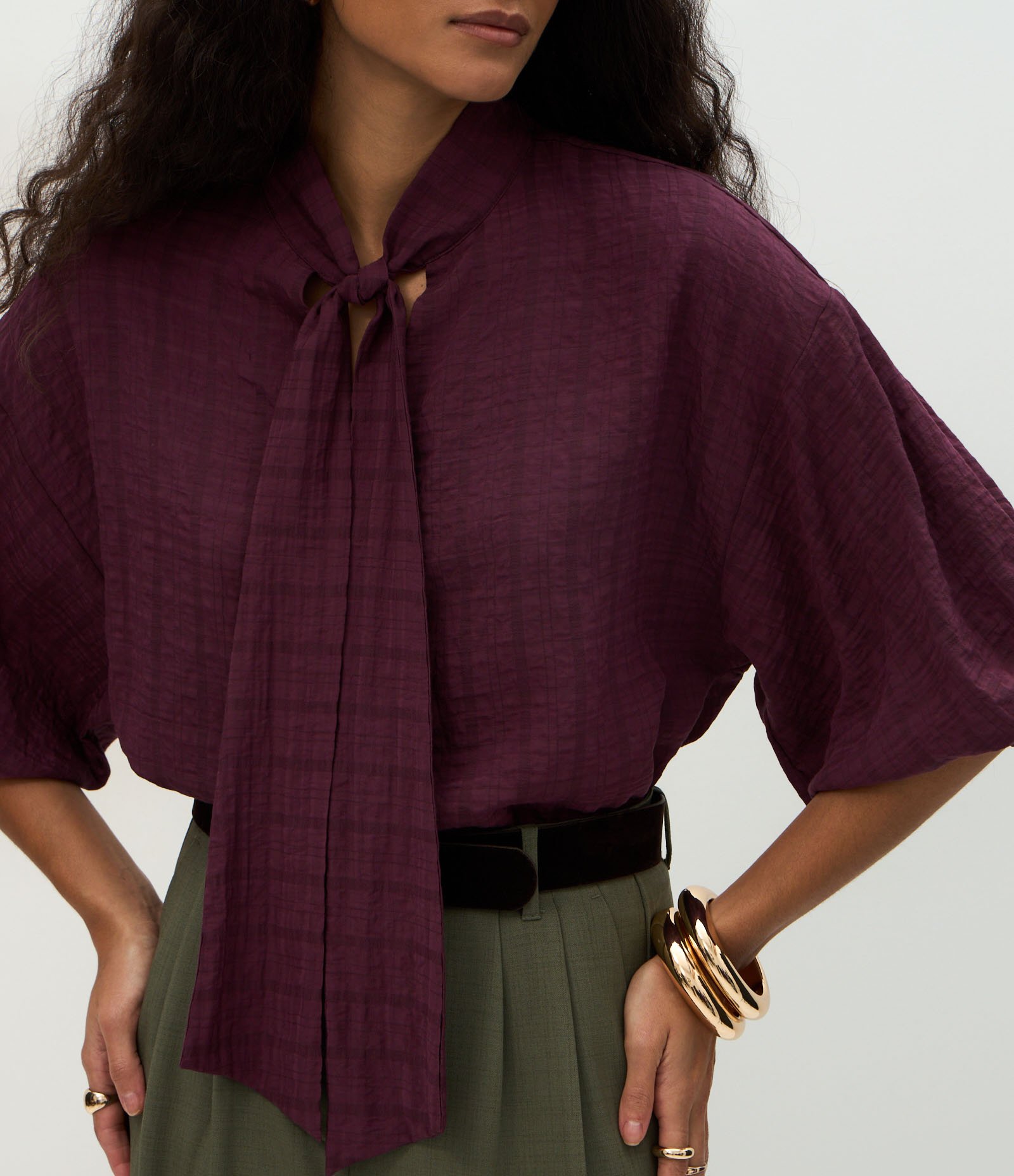 Blusa com Gola Laço e Mangas Bufantes Vermelho 4