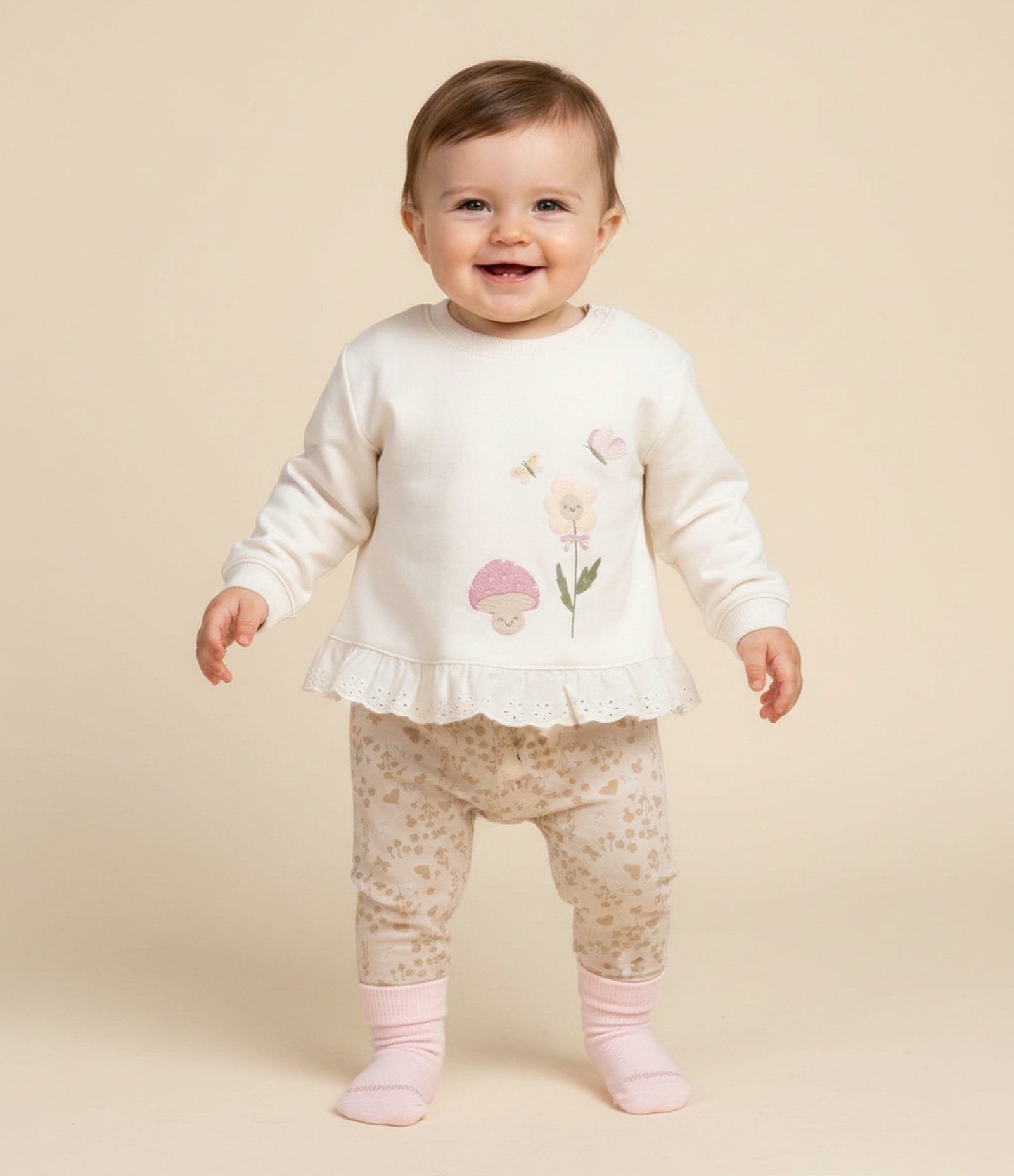 Conjunto Bebê com Estampa Floral com Cogumelos – Tam 0 a 18 Meses Bege Claro 1