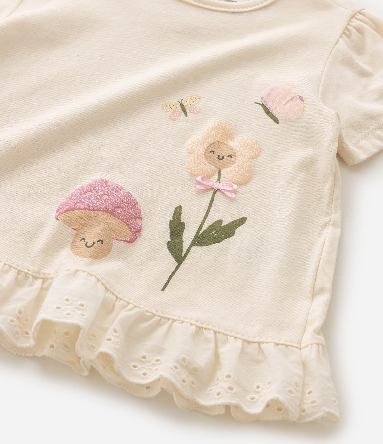 Conjunto Bebê Bata com Babadinho Estampa Floral – Tam 0 a 18 Meses Bege Claro 4