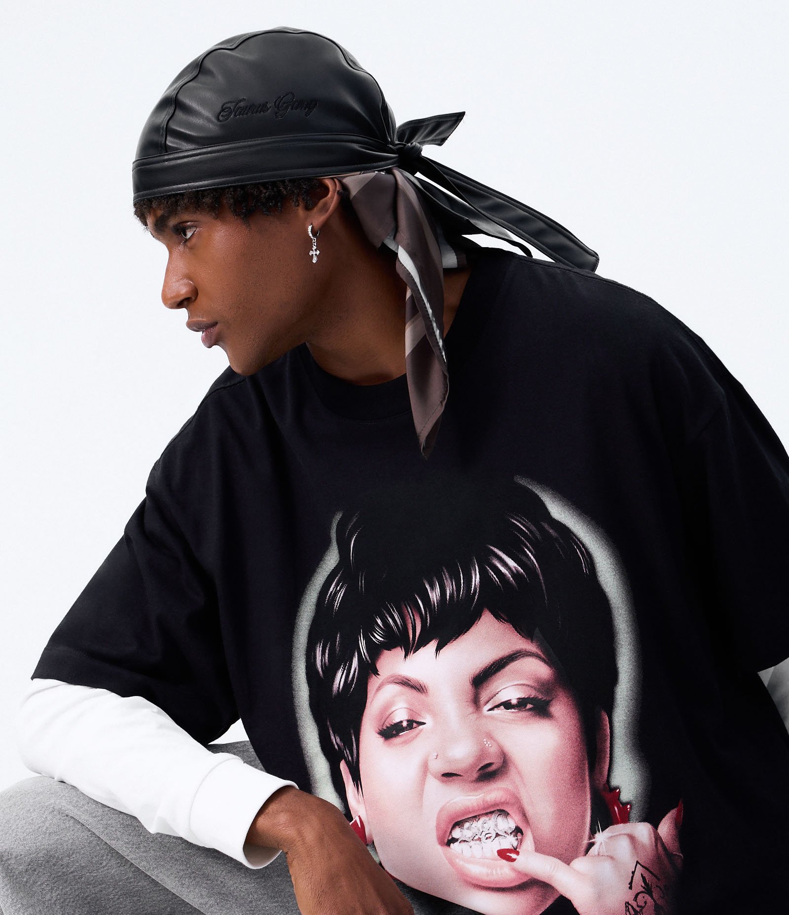 Chapéu Durag em PU com Bordado Taurus Gang Preto 7