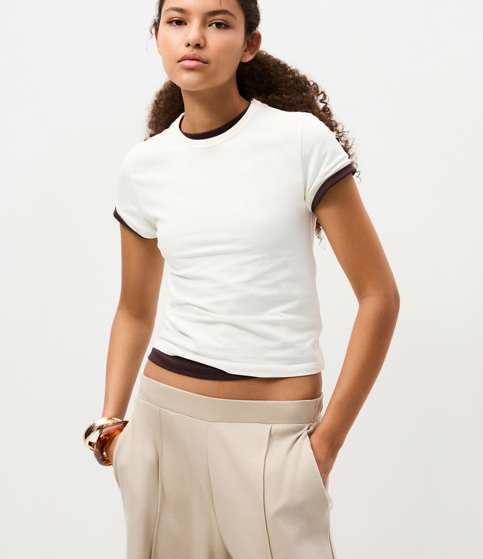 Blusa Básica em Algodão Peruano com Mangas Curtas Branco 2