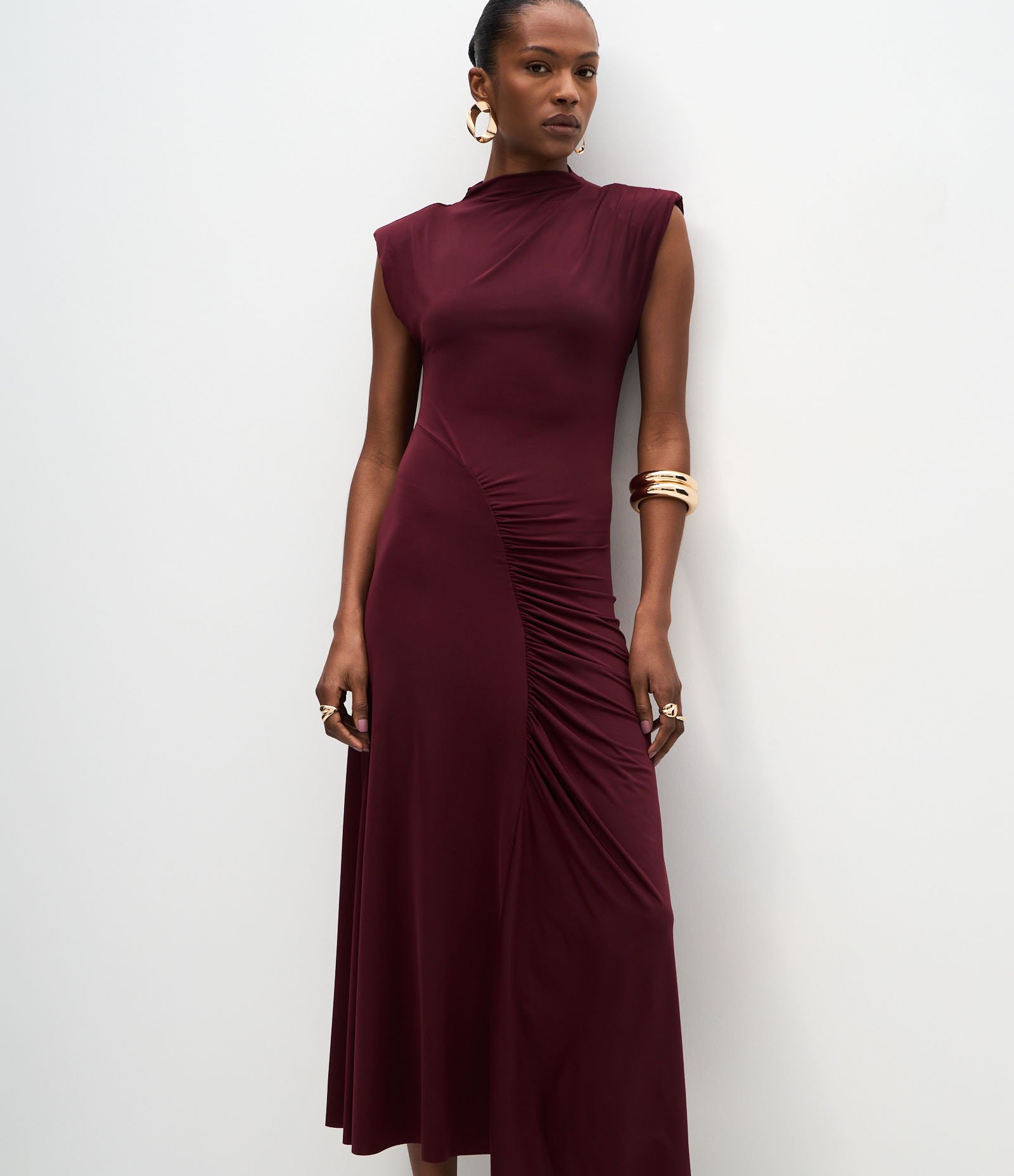 Vestido Midi com Detalhe Franzido Frontal Vinho 2