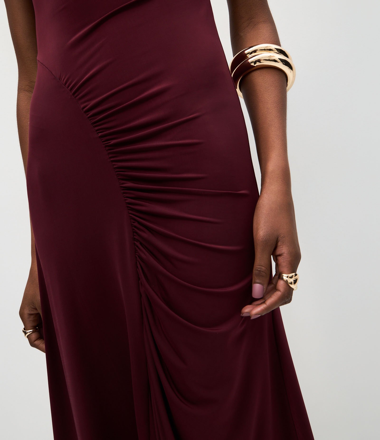 Vestido Midi com Detalhe Franzido Frontal Vinho 4