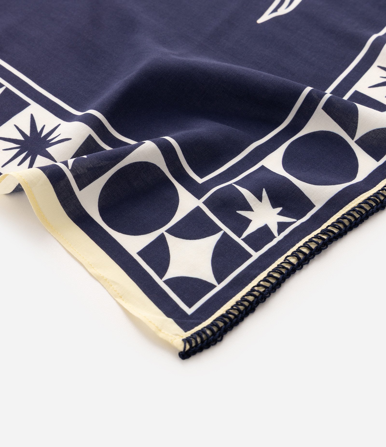 Canga em Viscose com Estampa de Sereia 105x140cm Azul 5