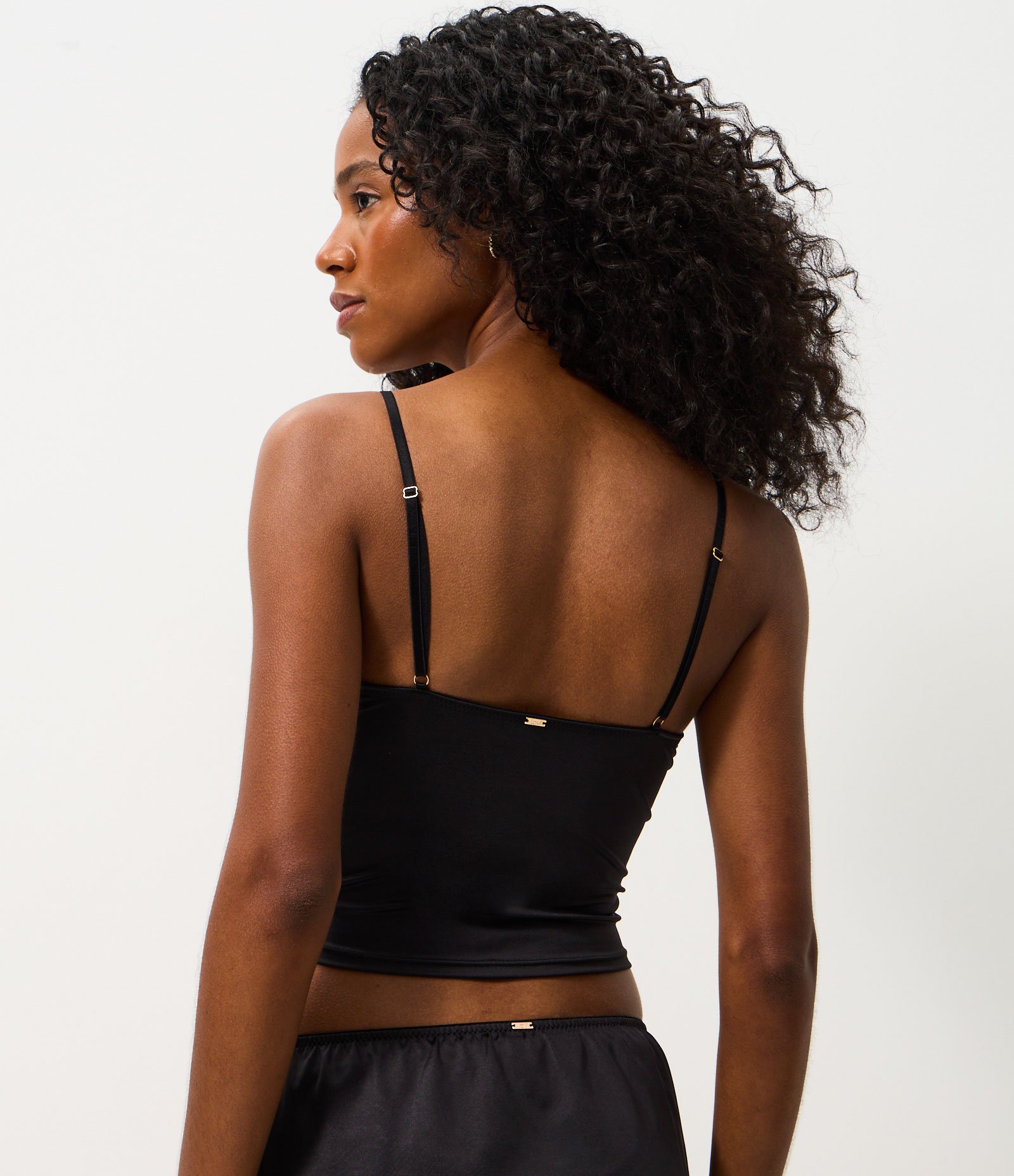Camisete em Microfibra com Aro e Detalhes em Renda Preto 4