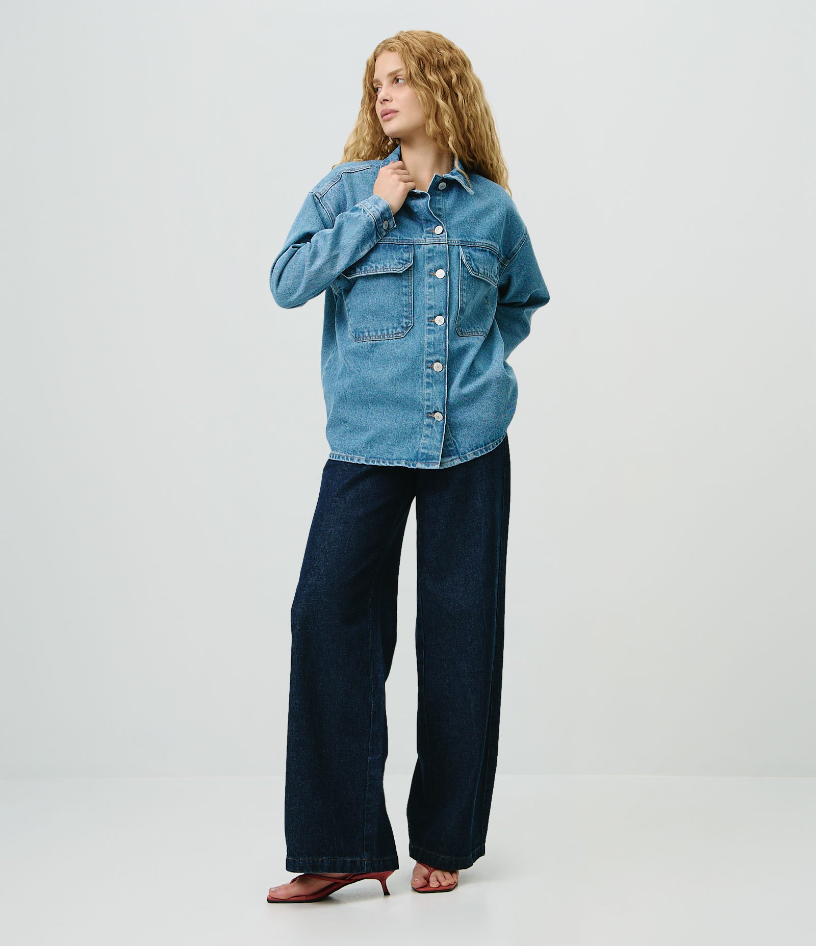 Jaqueta Overshirt em Jeans com Bolsos Frontais Azul 2