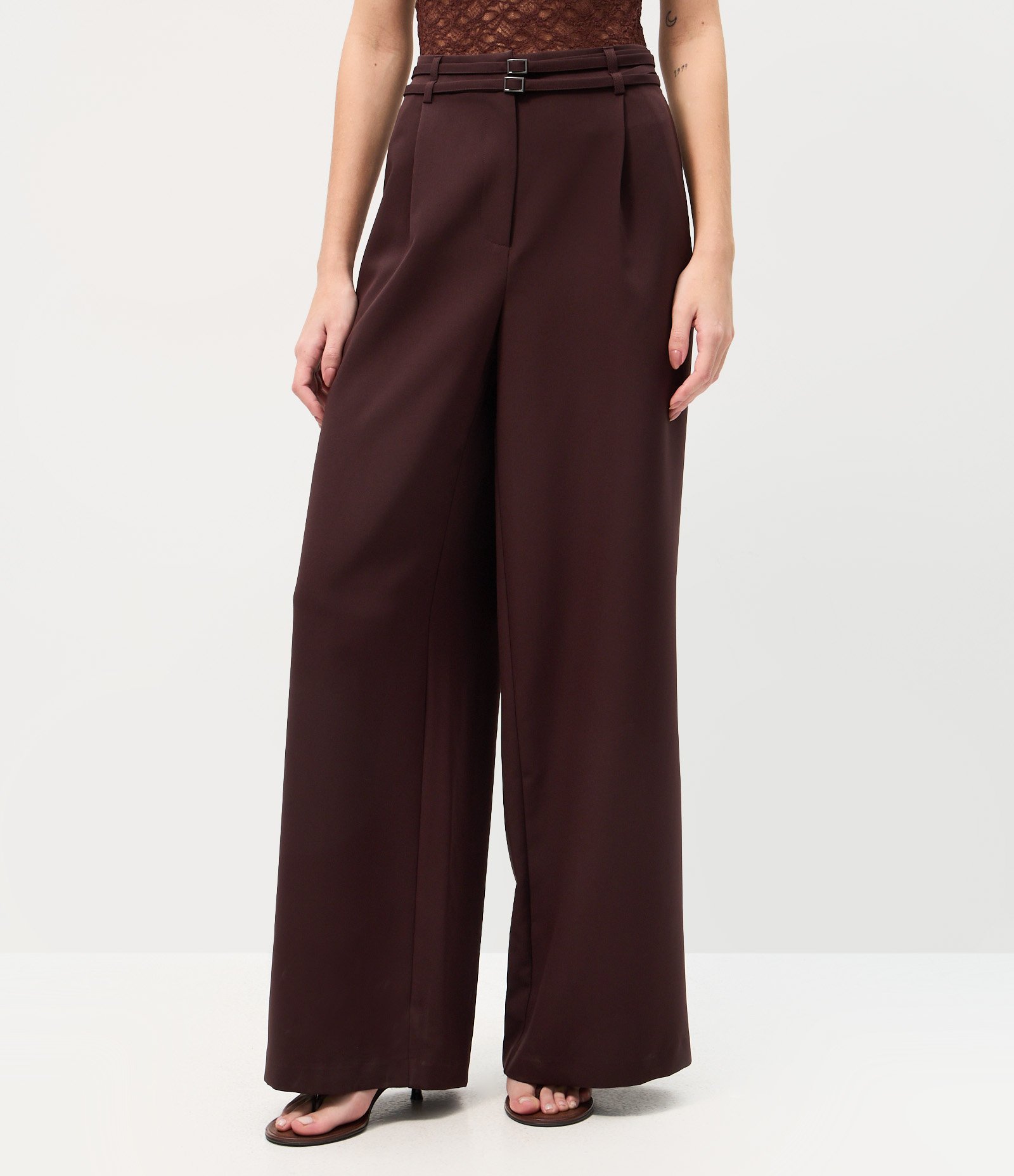 Calça Pantalona Alfaiatada com Cinto Duplo Marrom 2