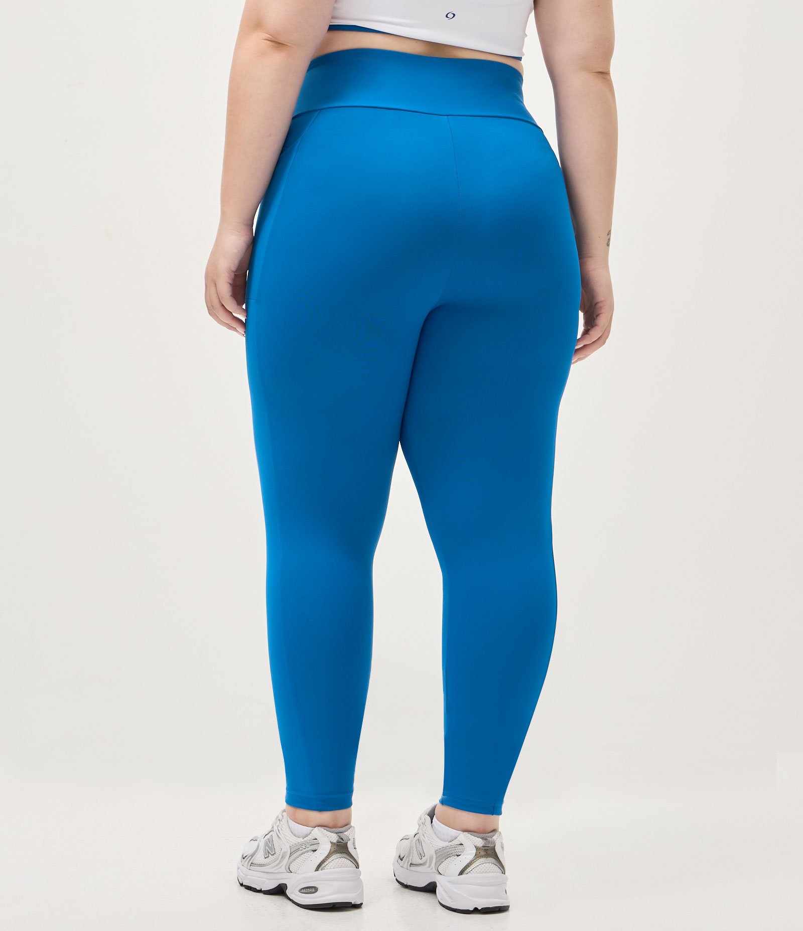Calça Legging Esportiva em Microfibra com Bolsos e Viés Contrastante Azul 4