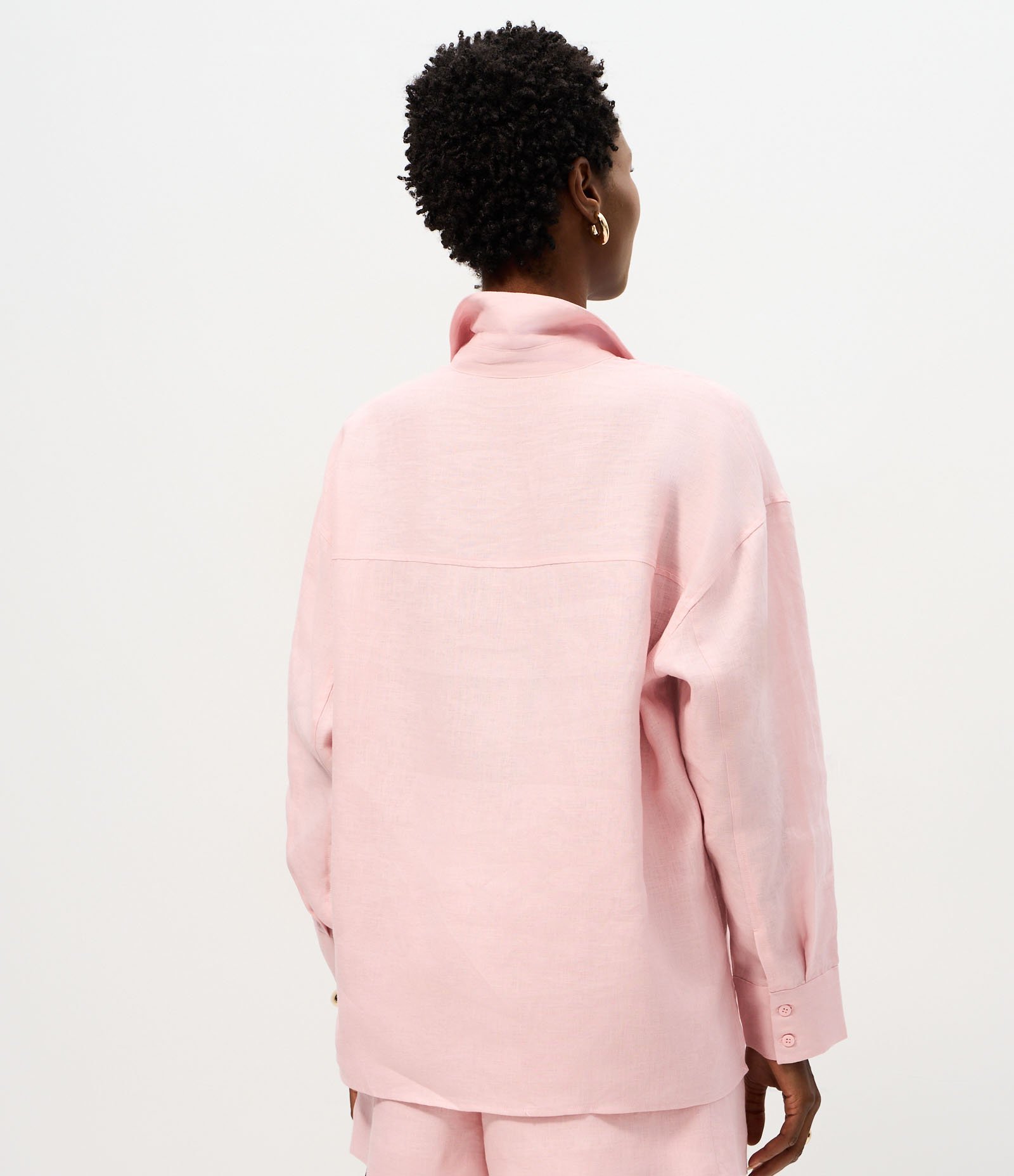 Camisa Oversized em Linho com Bolso no Peito Rosa 4
