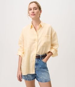 Camisa Oversized em Linho com Bolso no Peito