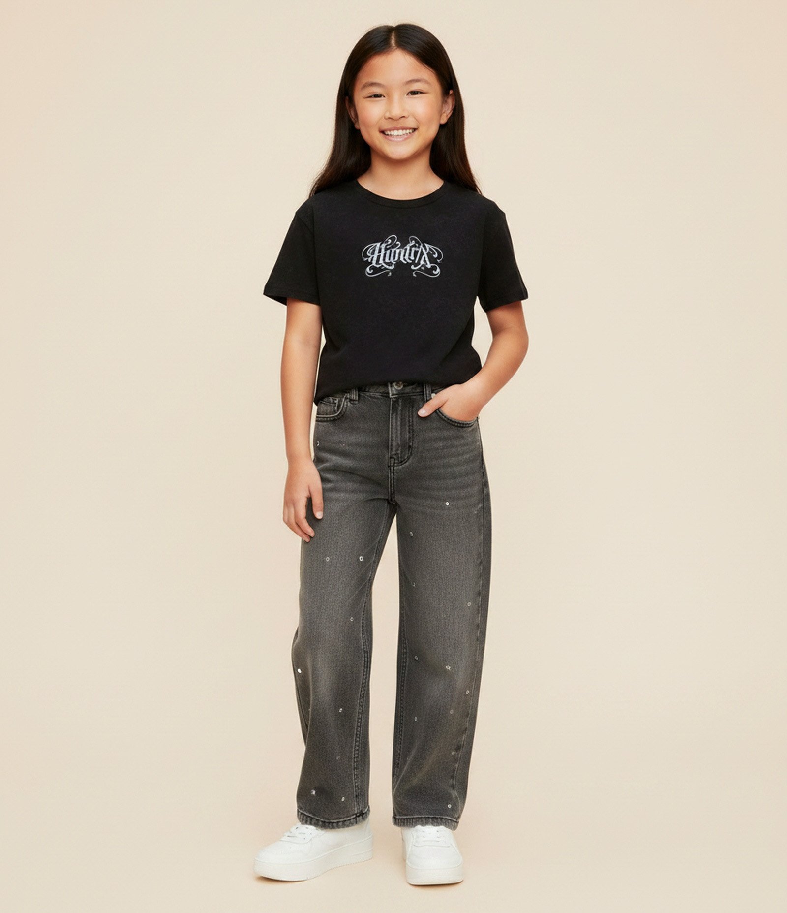 Camiseta Oversized Infantil com Estampa Guerreiras K-Pop – Tam 5 a 16 Anos Preto 1
