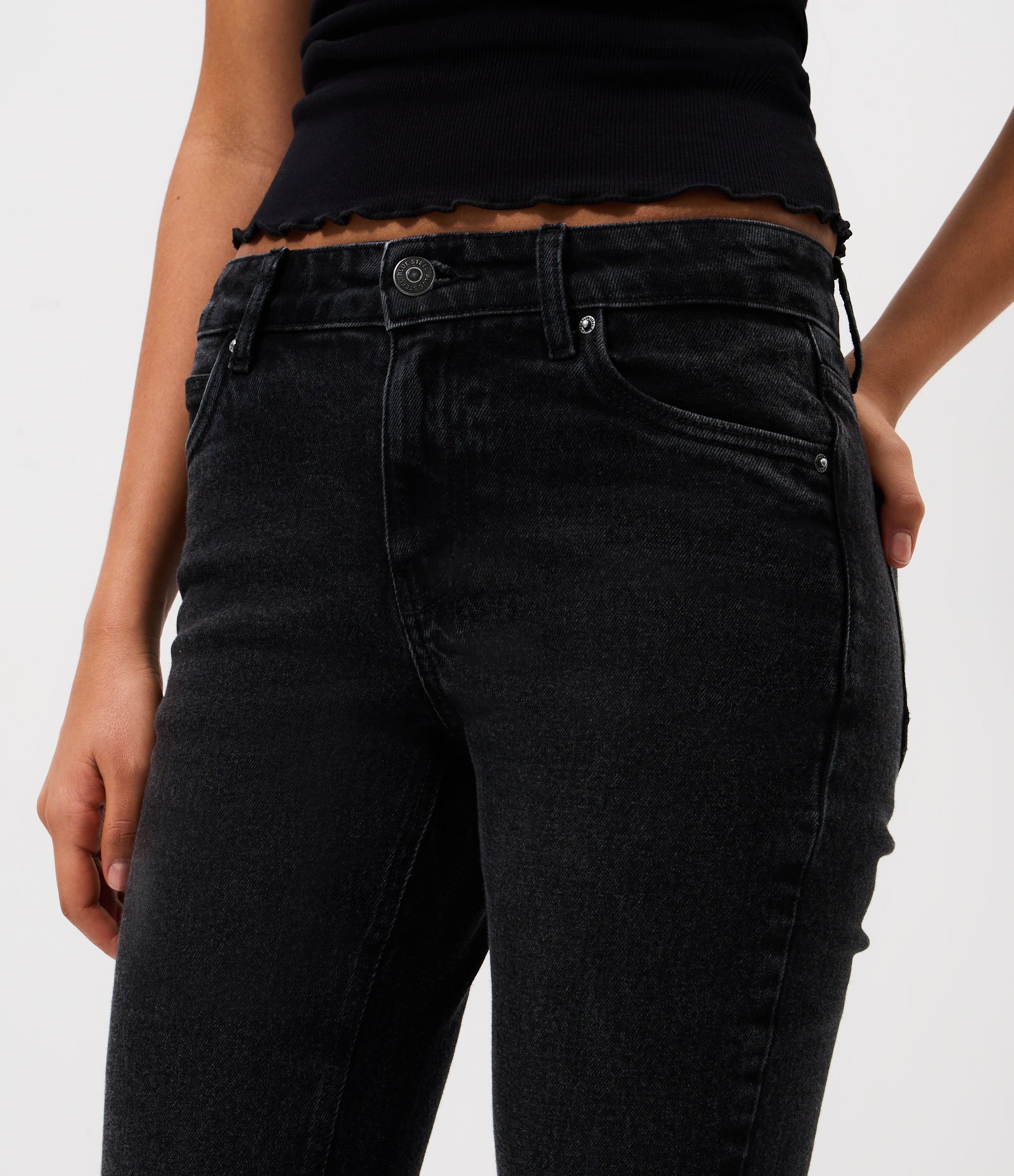 Calça Bootcut em Jeans com Cintura Baixa Preto 3