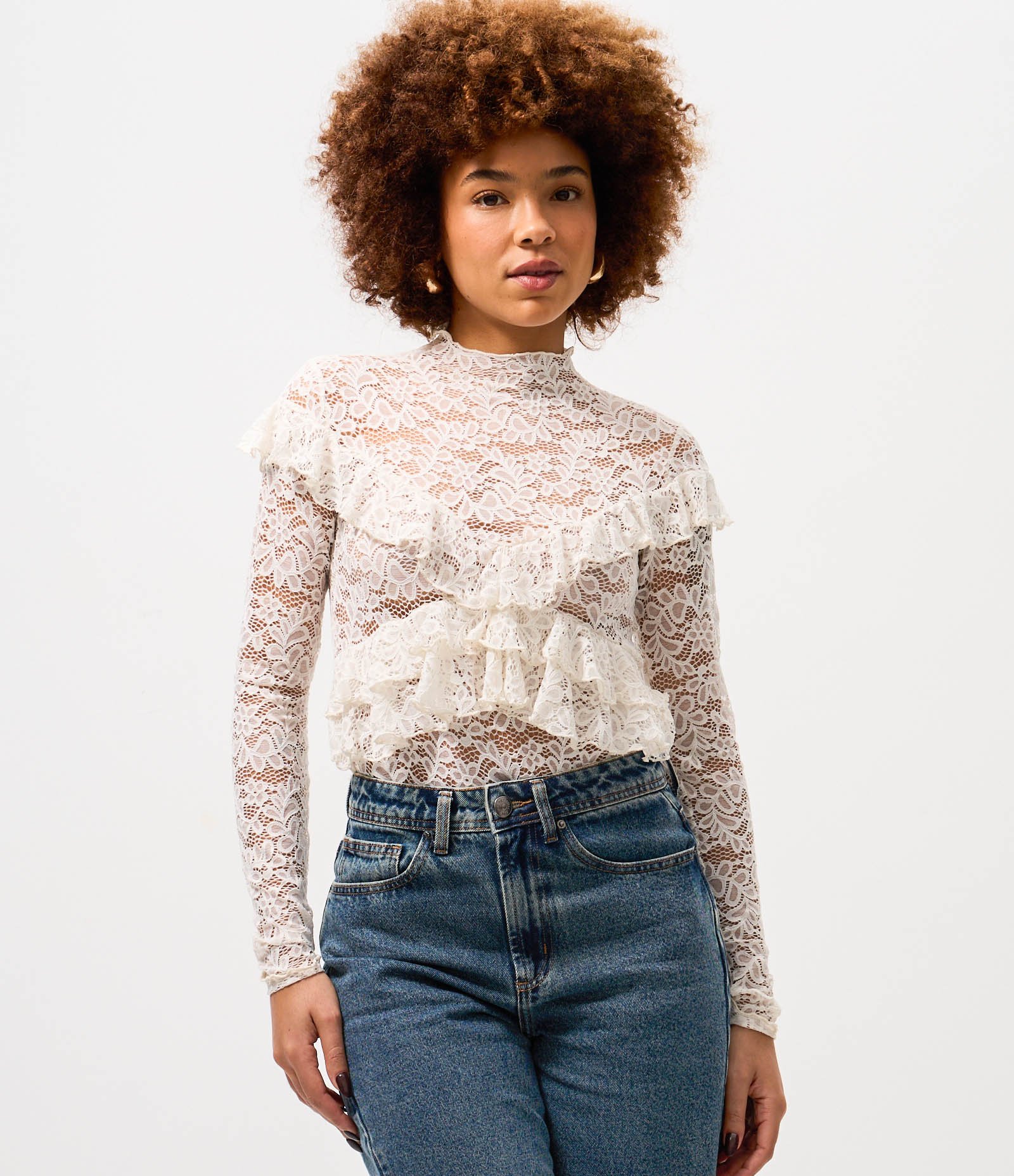 Blusa de Renda Manga Longa com Babados Bege 3