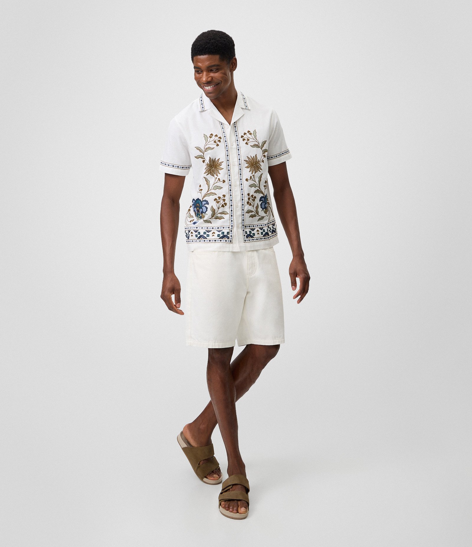 Camisa em Cotton com Bordado Floral Branco 2