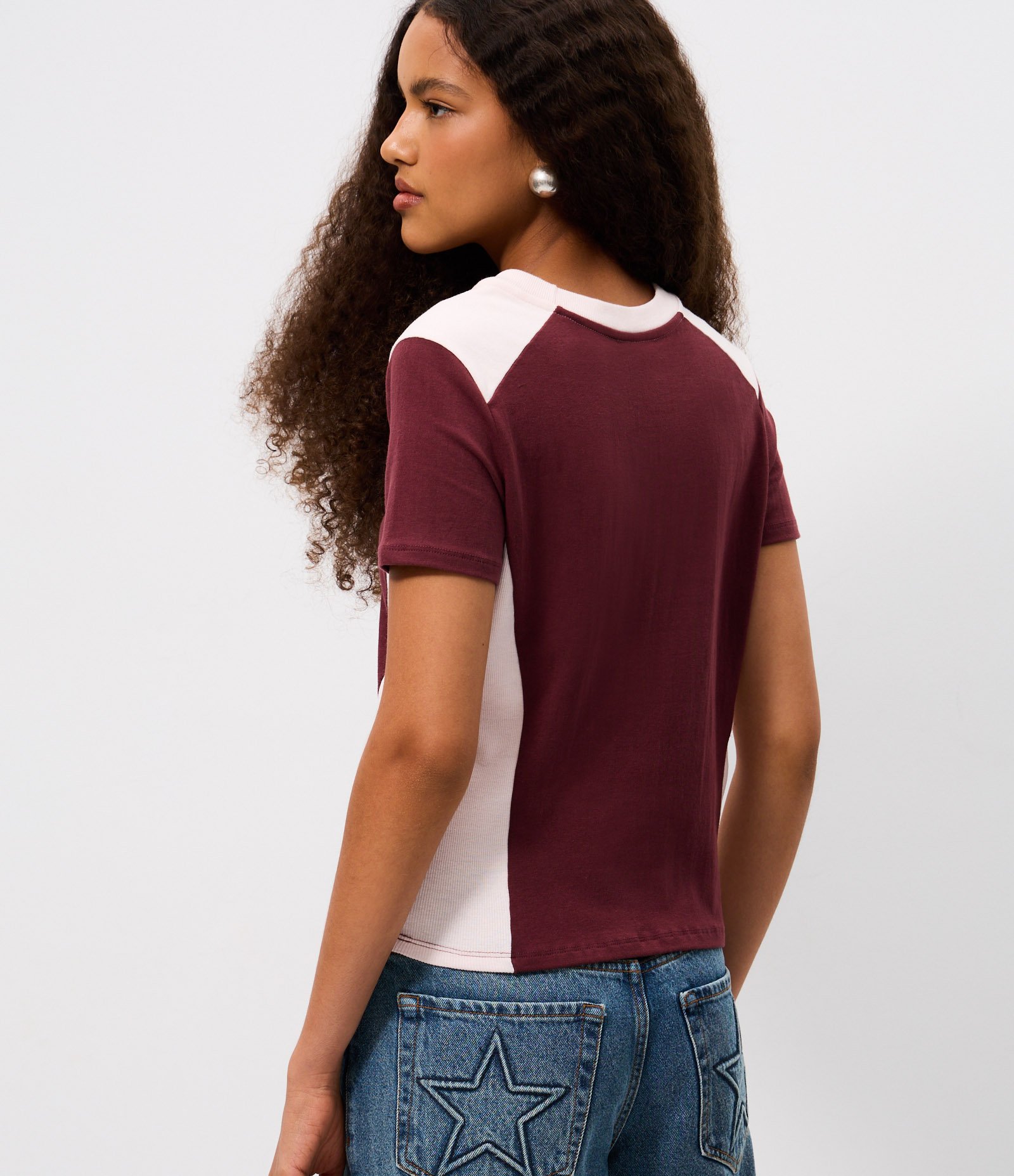 Camiseta em Algodão com Lettering Colombia e Recortes Contrastantes Bordô 4